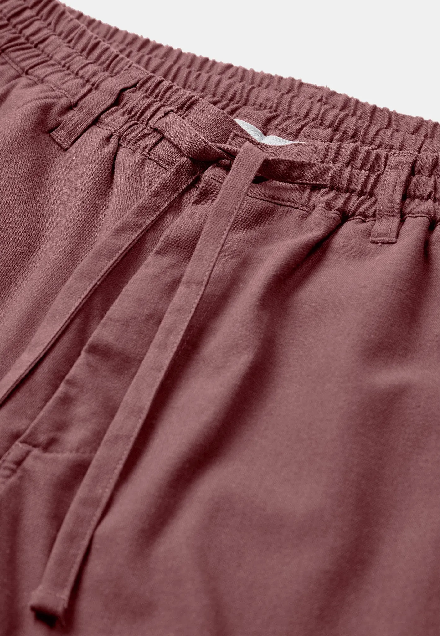AKJAMES COT/LINEN/VIS ELA SHORTS - Blackberry Wine sold by anerkjendt product image thumbnail 2