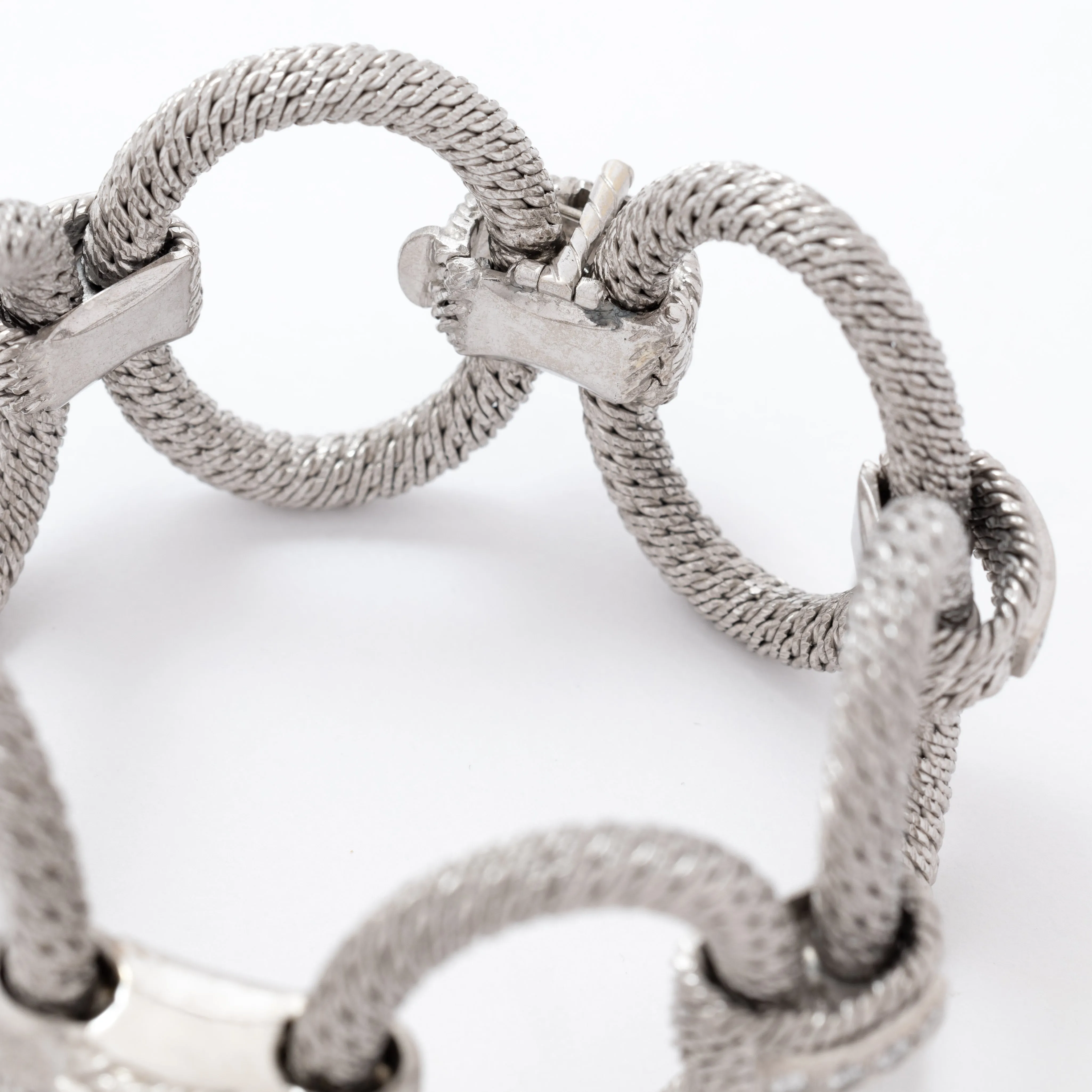 VINTAGE 18 KARAT GEORGES LENFANT STATEMENT BRACELET sold by Stephanie Windsor product image thumbnail 5