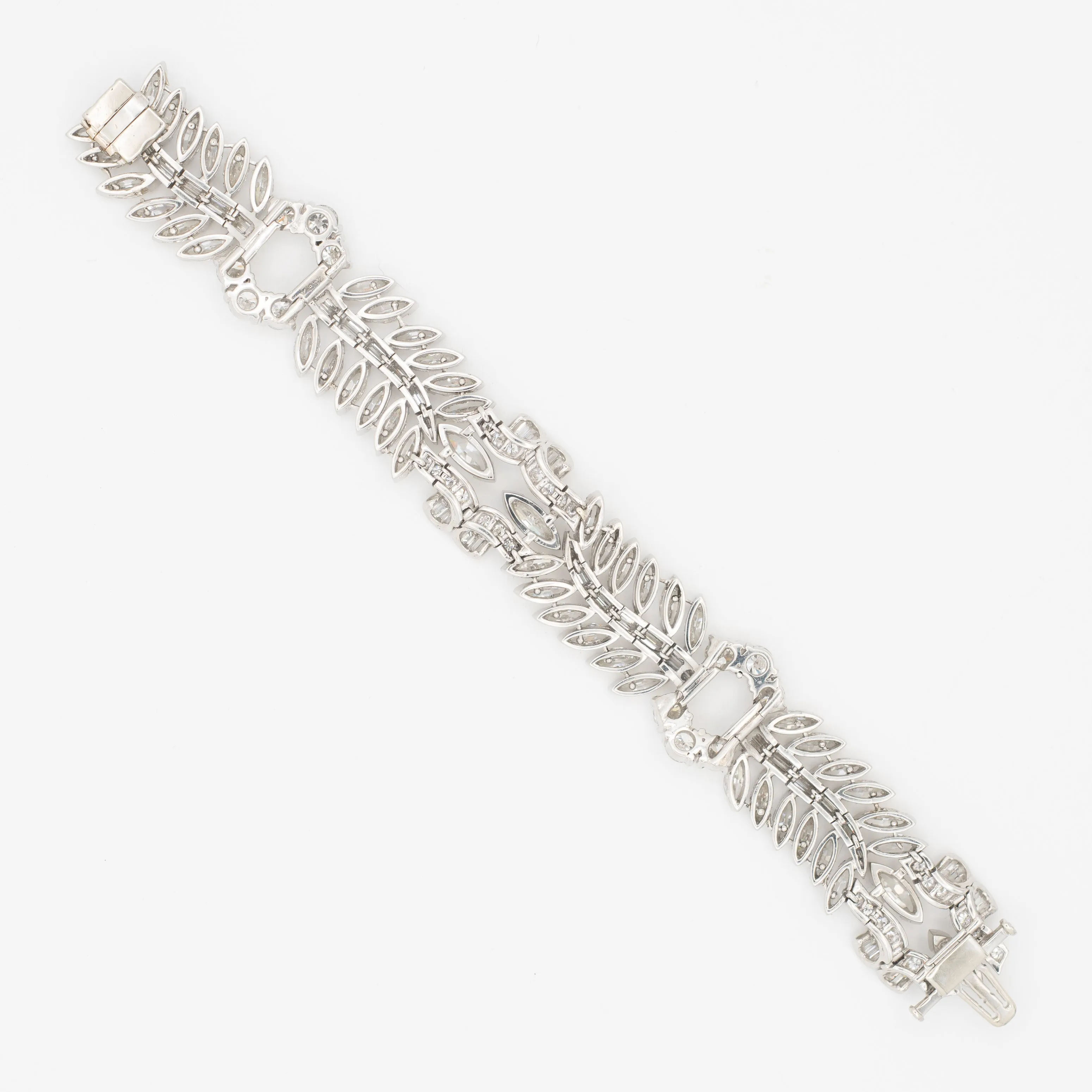RETRO FRENCH PLATINUM AND 32.0CTS MIXED CUT DIAMOND BRACELET c.1940s sold by Stephanie Windsor product image thumbnail 3