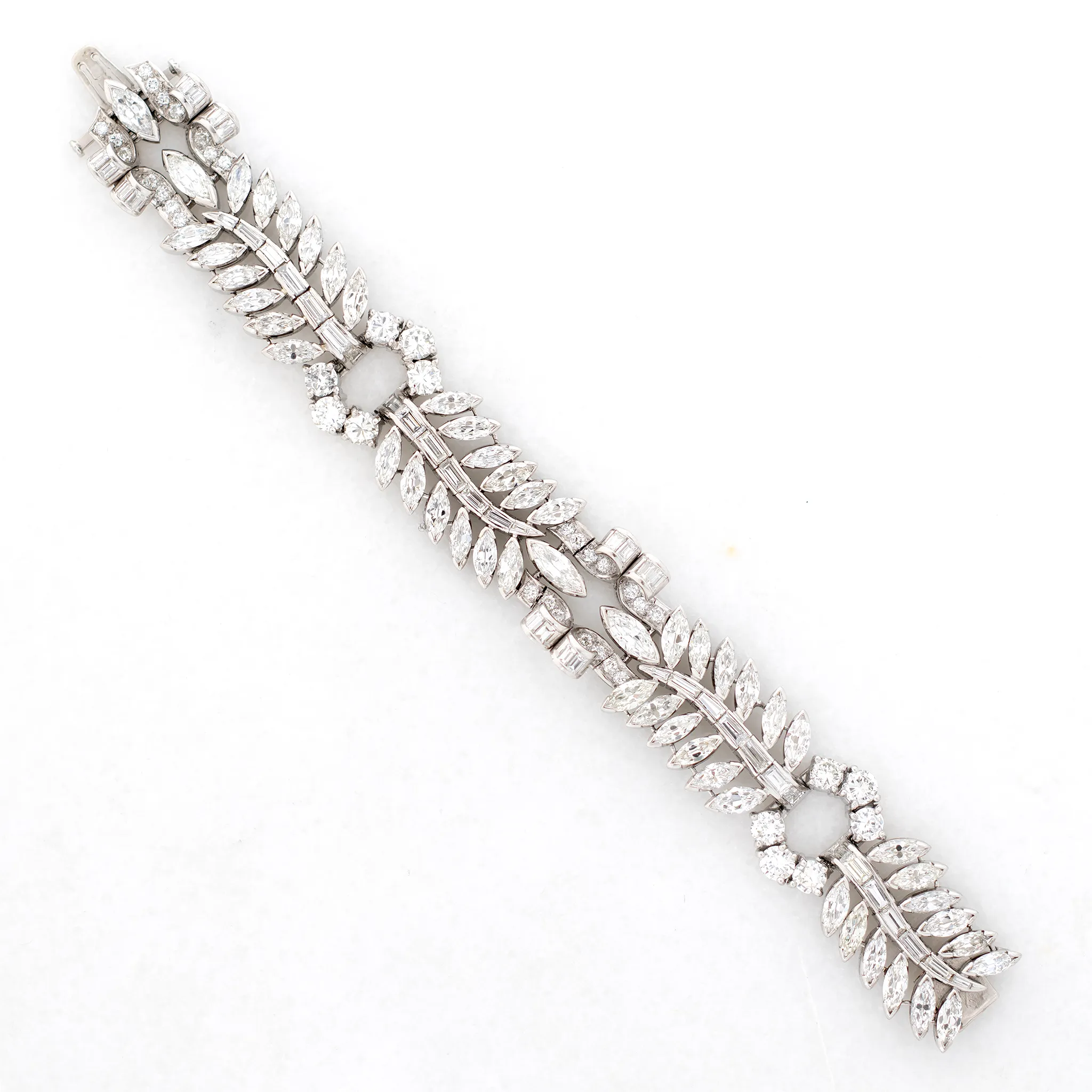 RETRO FRENCH PLATINUM AND 32.0CTS MIXED CUT DIAMOND BRACELET c.1940s sold by Stephanie Windsor product image thumbnail 2
