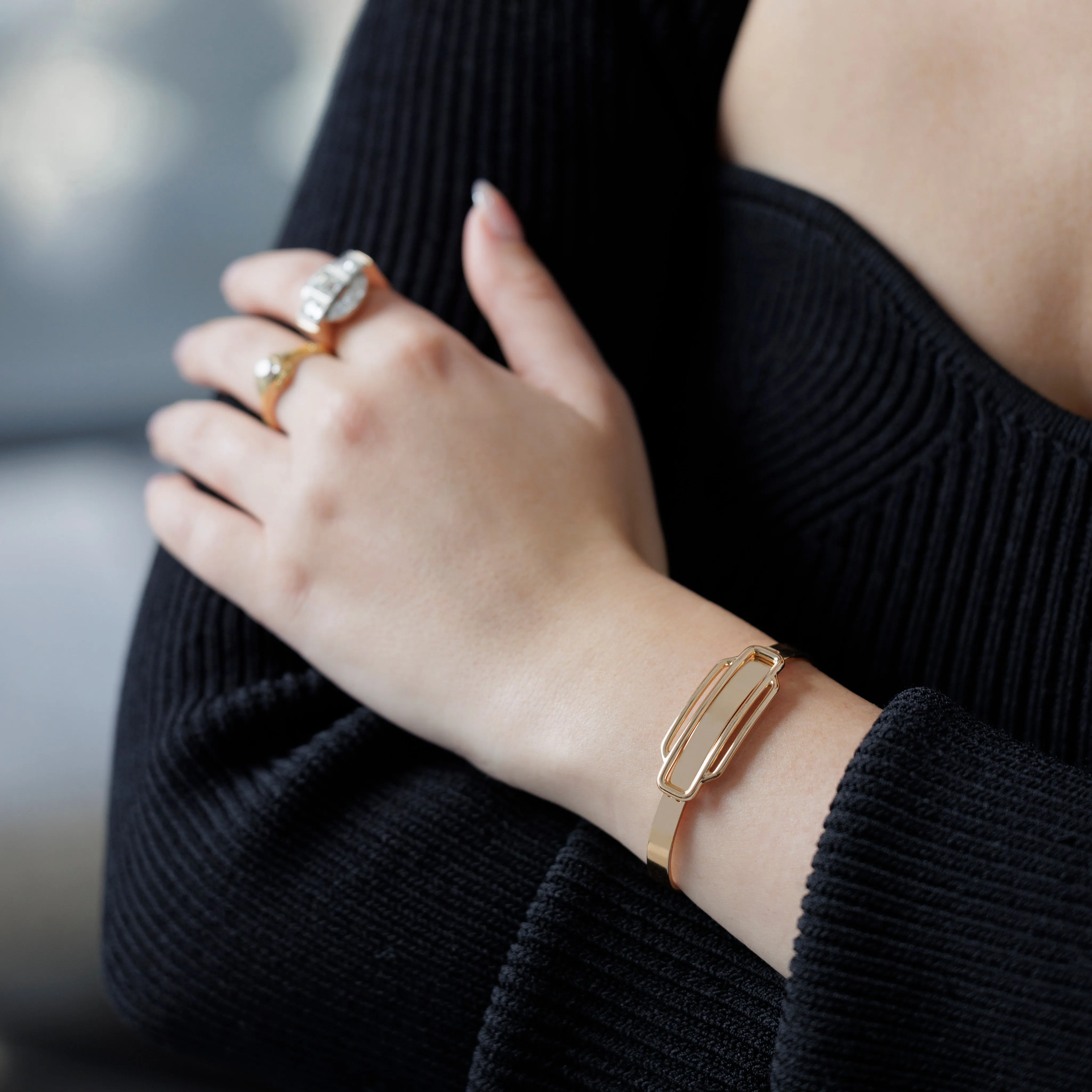 18K ROSE GOLD HERMÈS BANGLE sold by Stephanie Windsor product image thumbnail 5