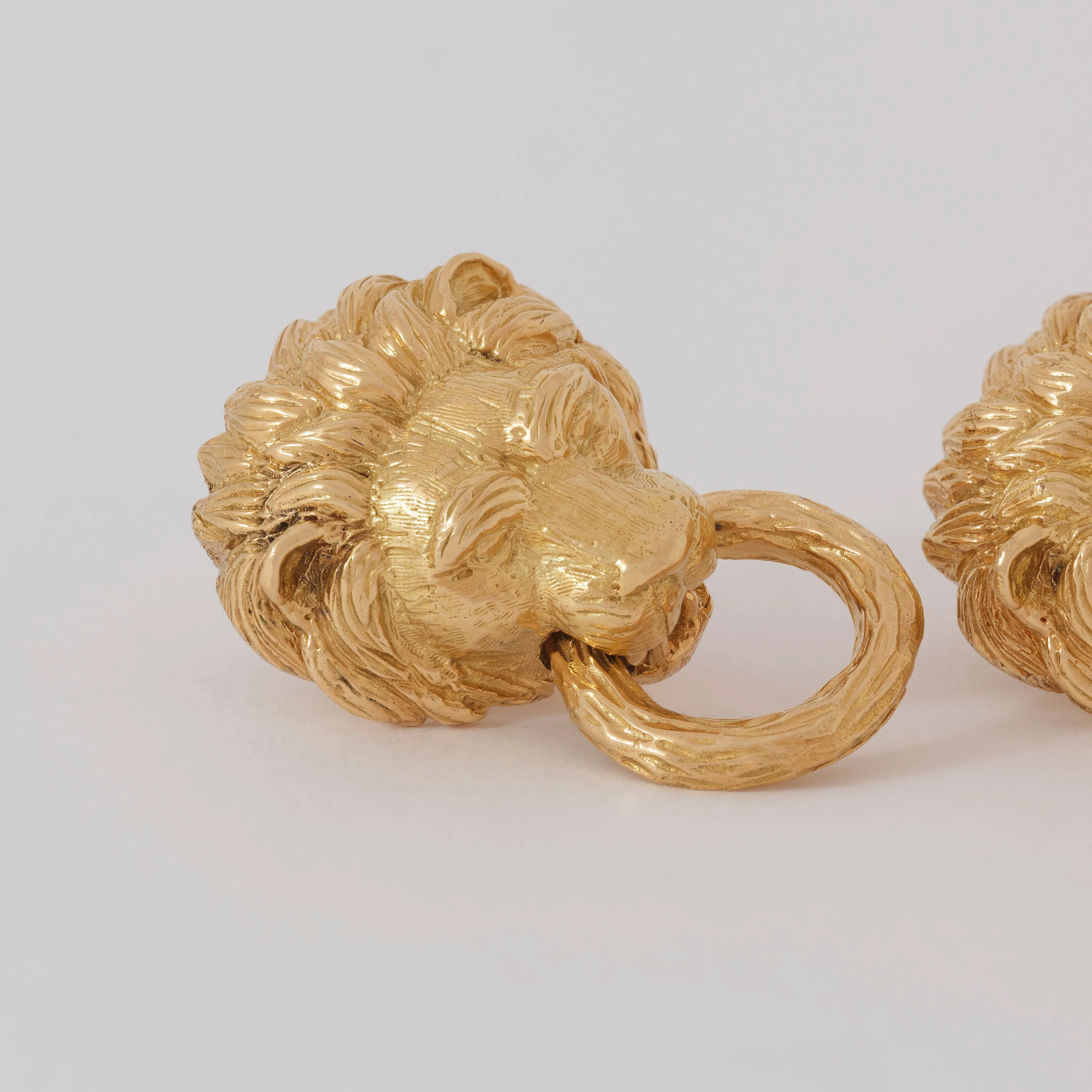 VAN CLEEF & ARPELS LIONS sold by Stephanie Windsor product image thumbnail 3