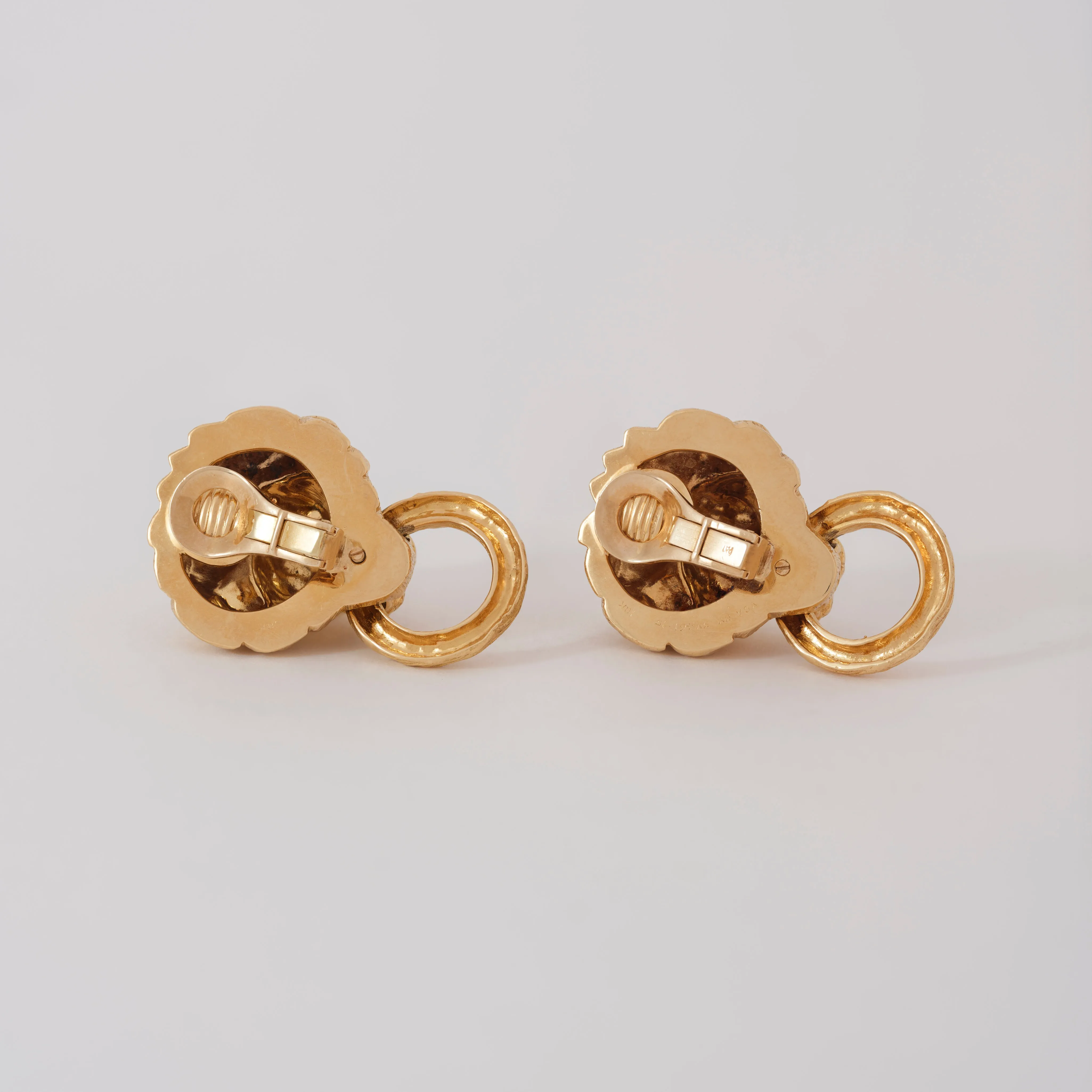 VAN CLEEF & ARPELS LIONS sold by Stephanie Windsor product image thumbnail 5