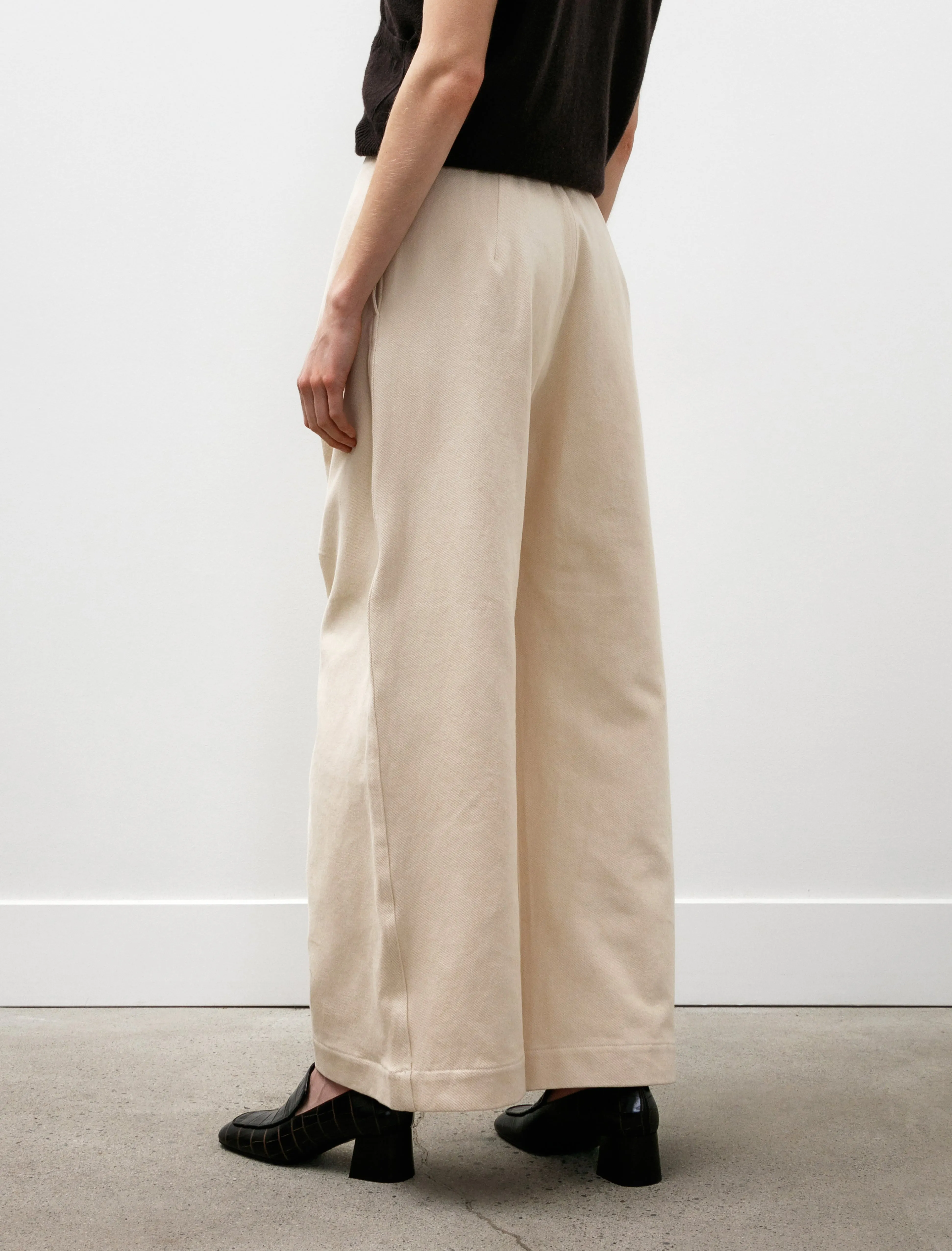 Frame Jean Sandstone sold by SHOP NEIGHBOR product image thumbnail 3