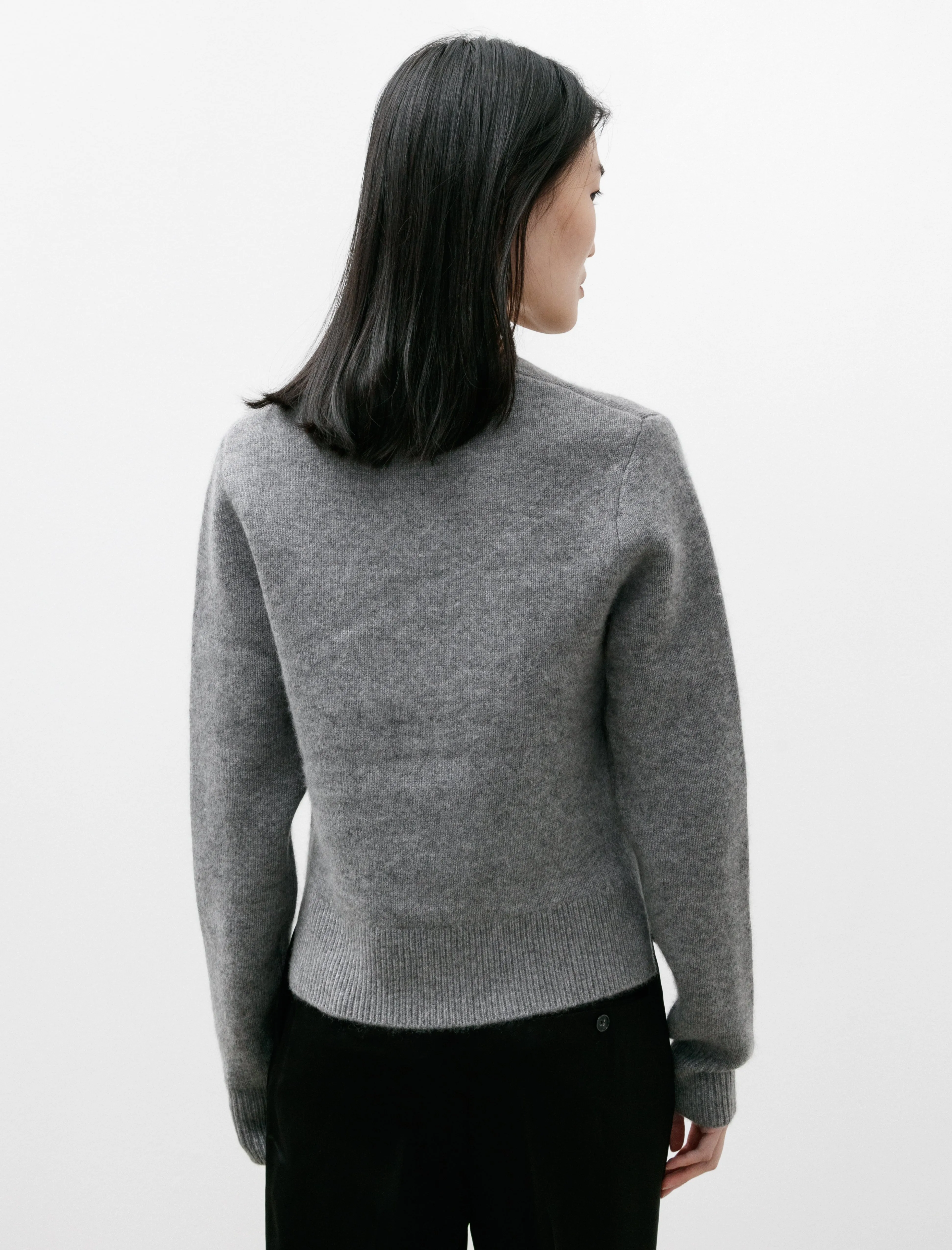 Cropped Crewneck Knit Grey Mélange sold by SHOP NEIGHBOR product image thumbnail 4