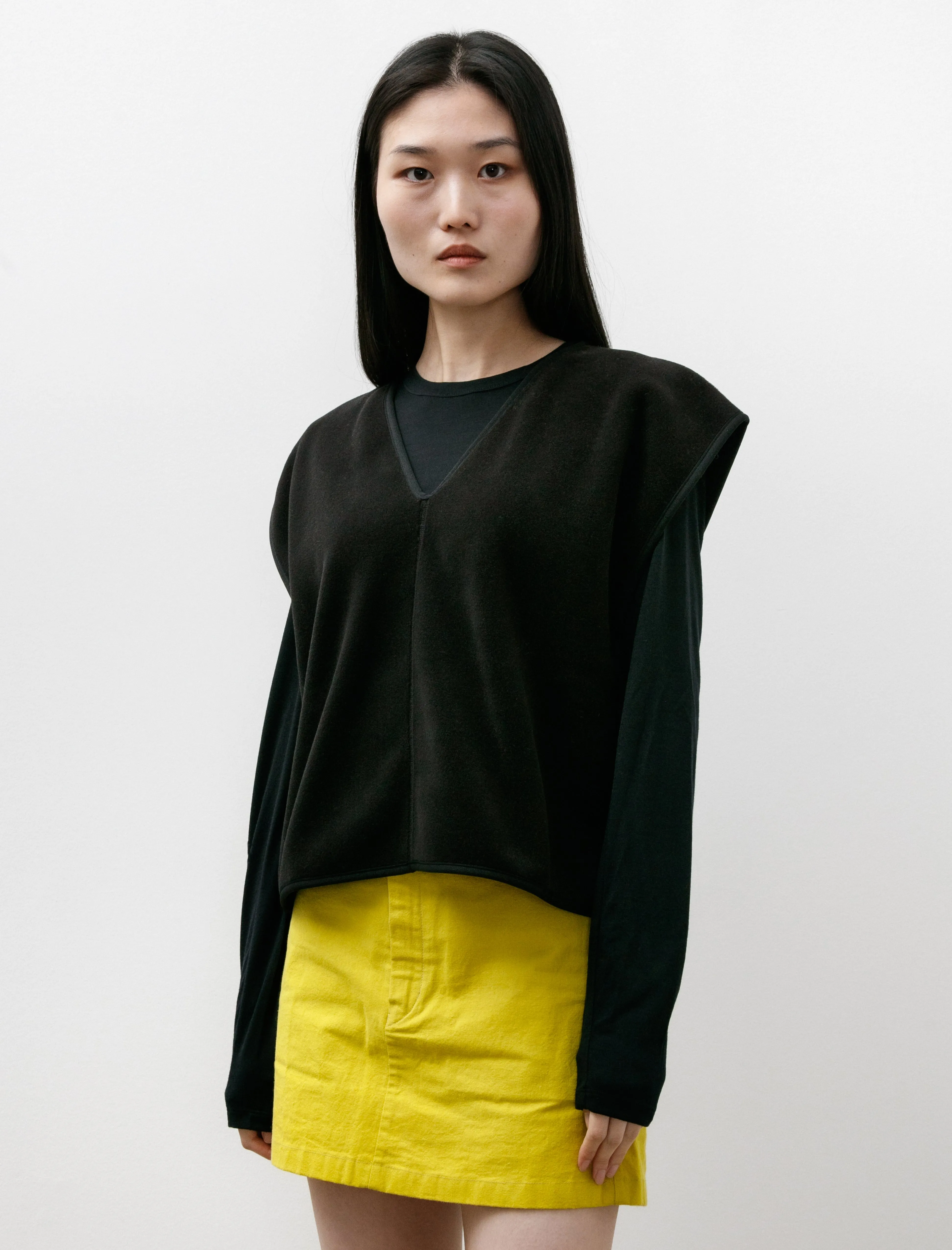 R17F5 Fleece Pullover Vest Black sold by SHOP NEIGHBOR