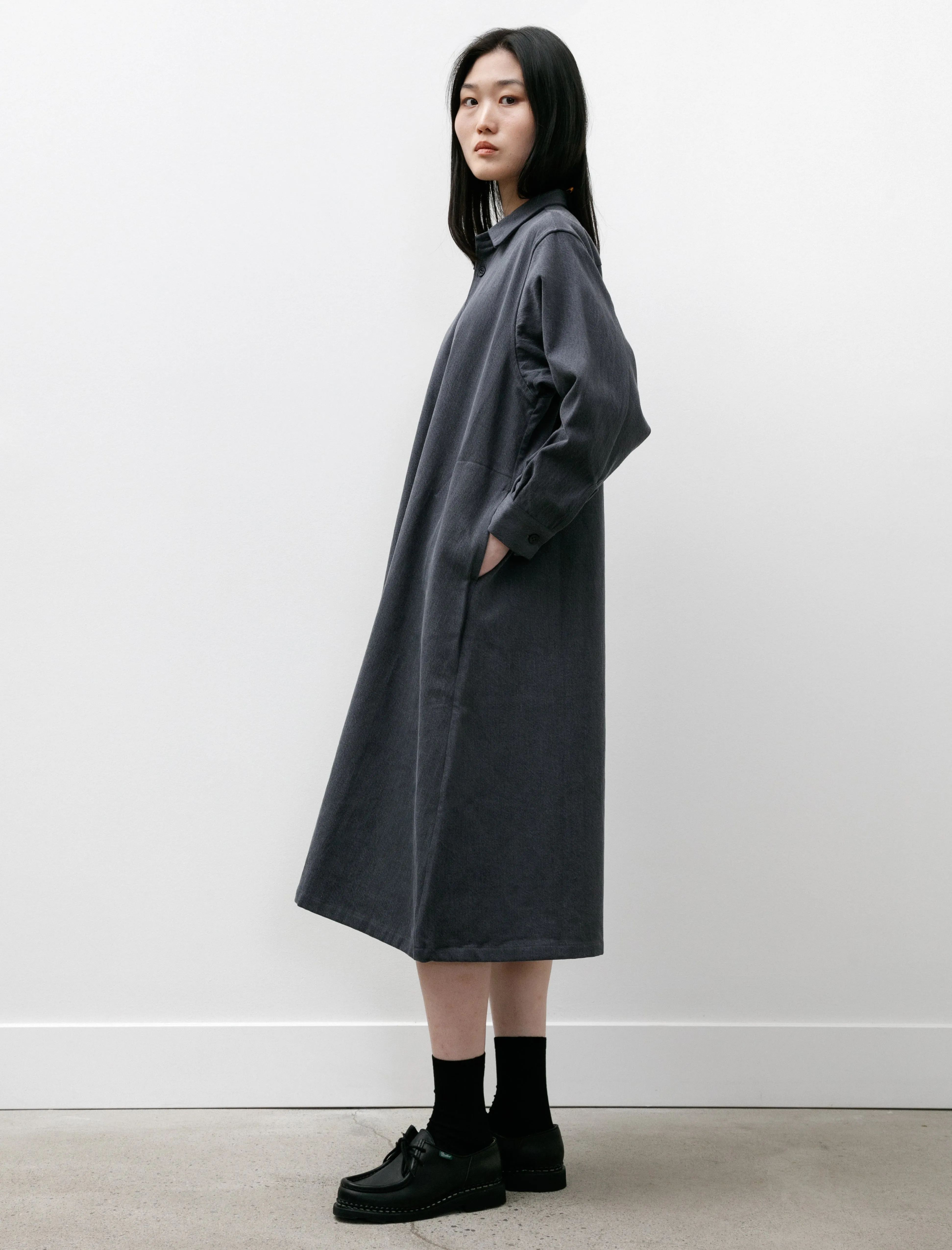 R17A1 Shirt Dress Denim Asphalt sold by SHOP NEIGHBOR product image thumbnail 3