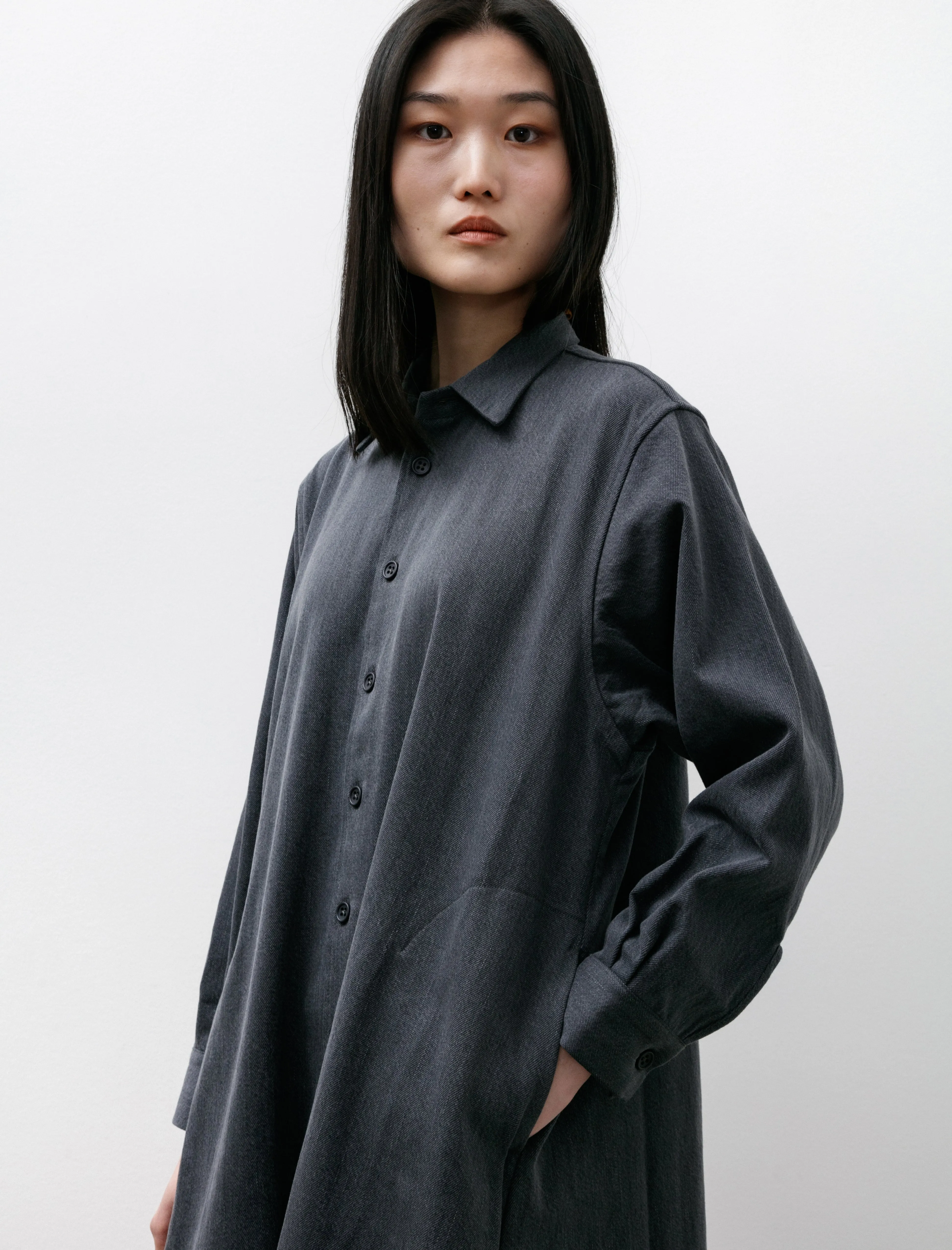 R17A1 Shirt Dress Denim Asphalt sold by SHOP NEIGHBOR product image thumbnail 4