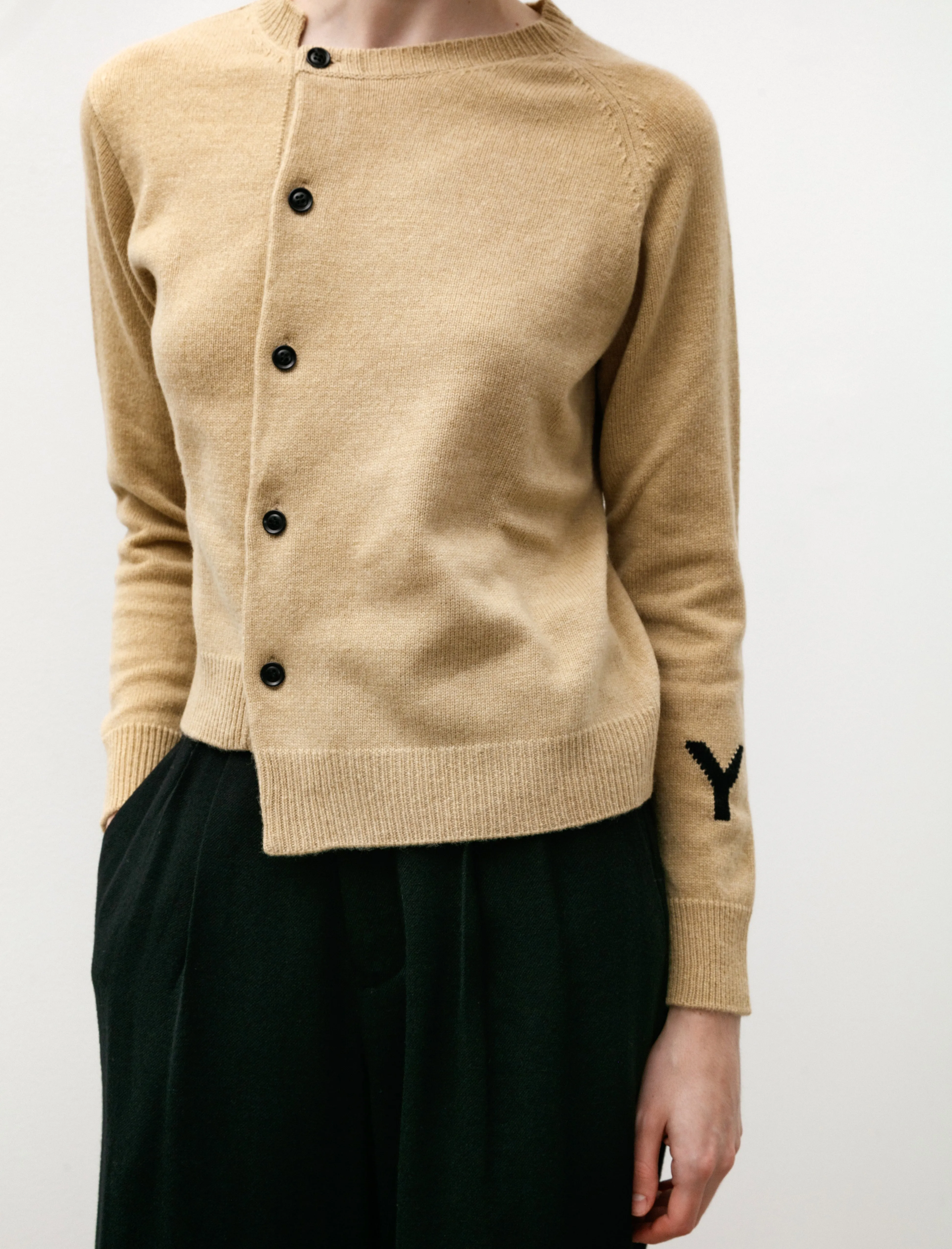 Asymmetry Y's Cardigan Beige sold by SHOP NEIGHBOR product image thumbnail 4