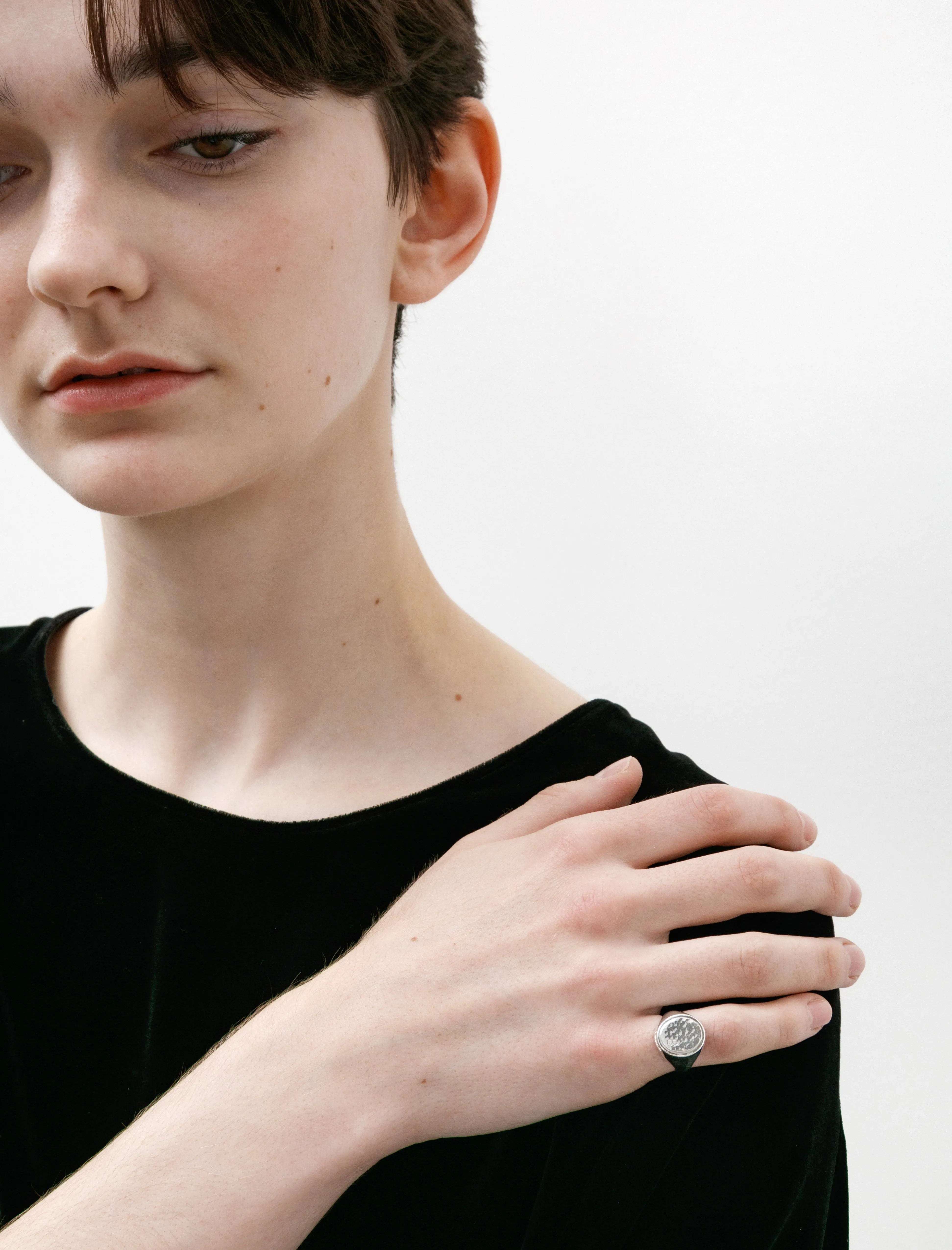 Oval Signet Ring W Hammered Silver sold by SHOP NEIGHBOR product image thumbnail 2