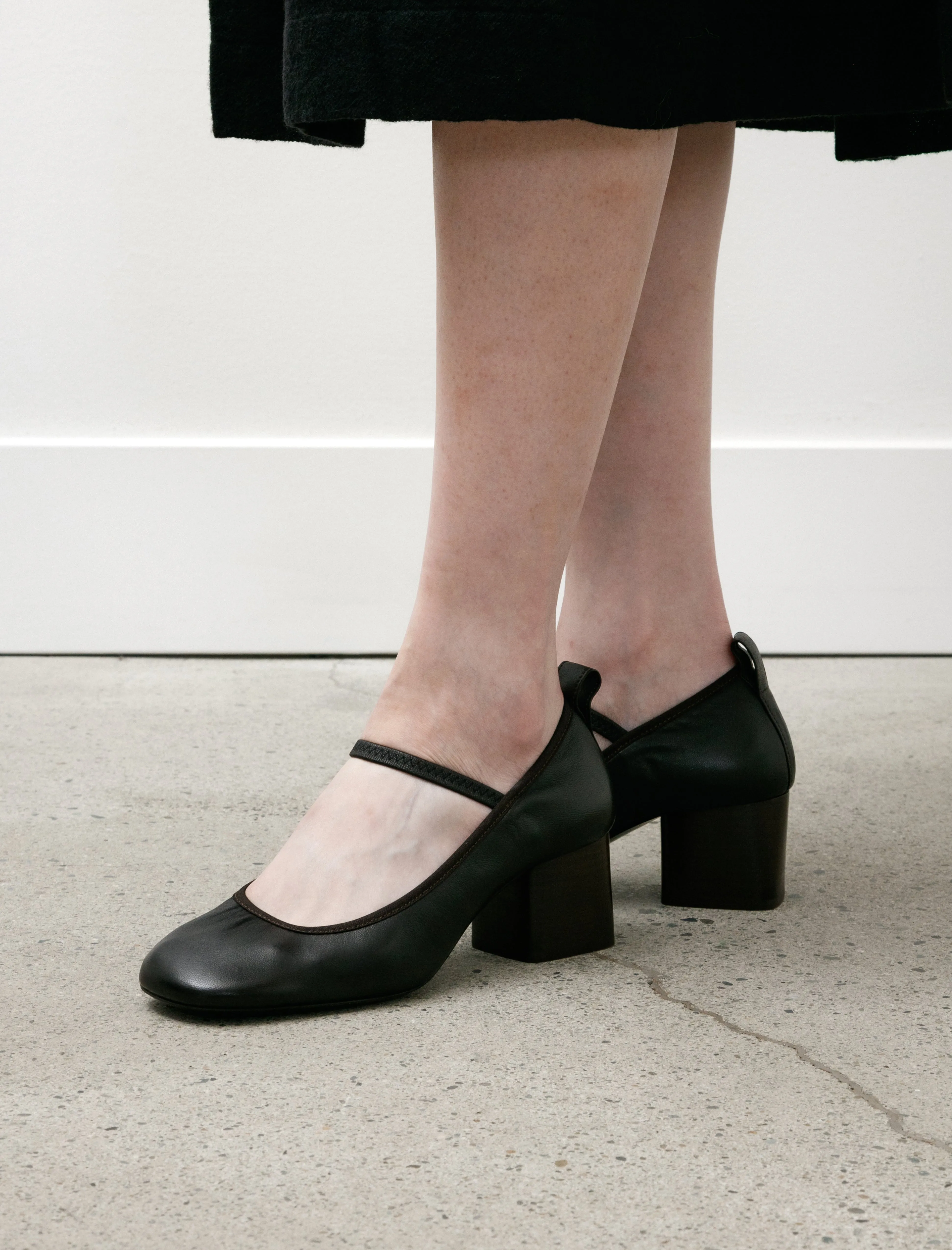 Square Ballerina 55 Dark Chocolate sold by SHOP NEIGHBOR product image thumbnail 2