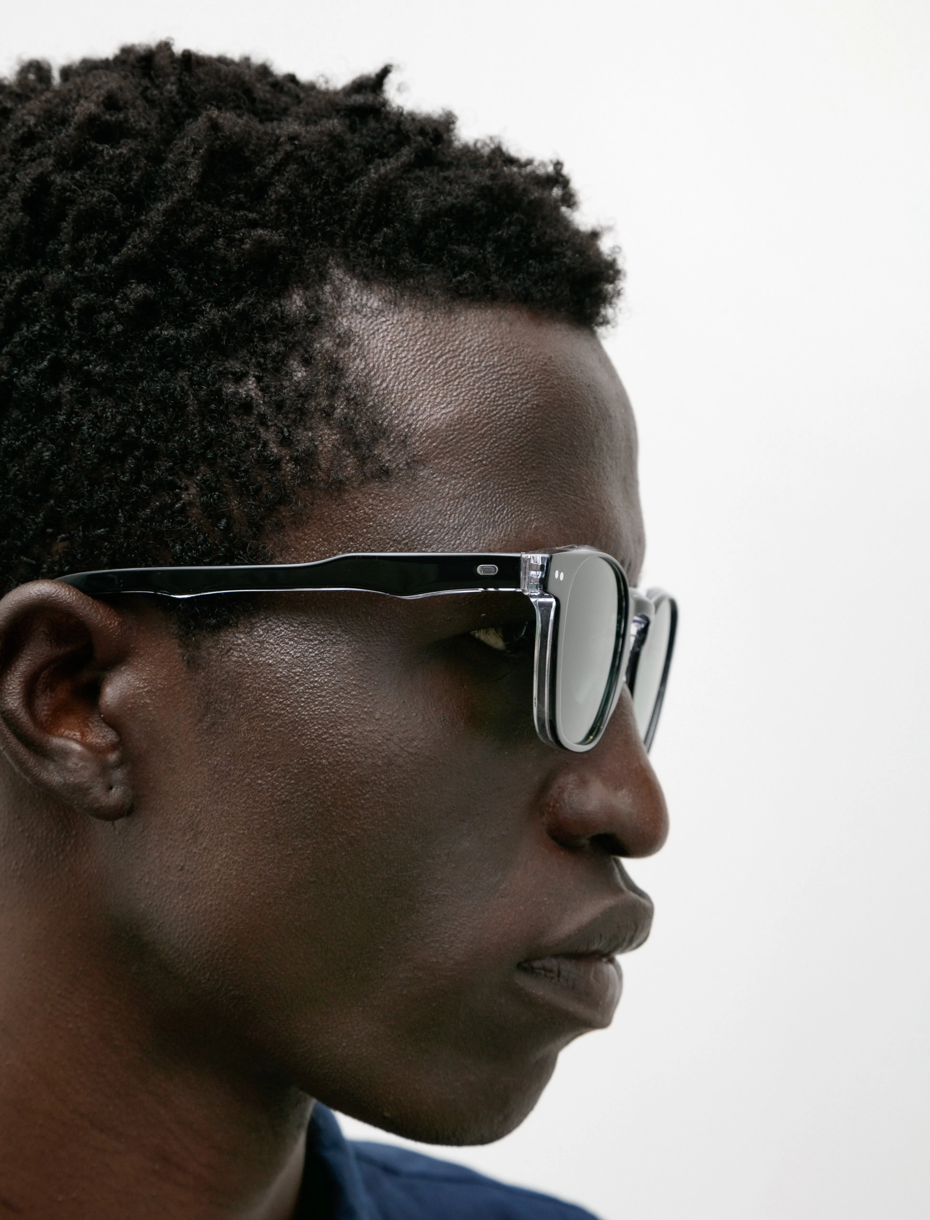 Kaslo Sunglasses Black sold by SHOP NEIGHBOR product image thumbnail 5