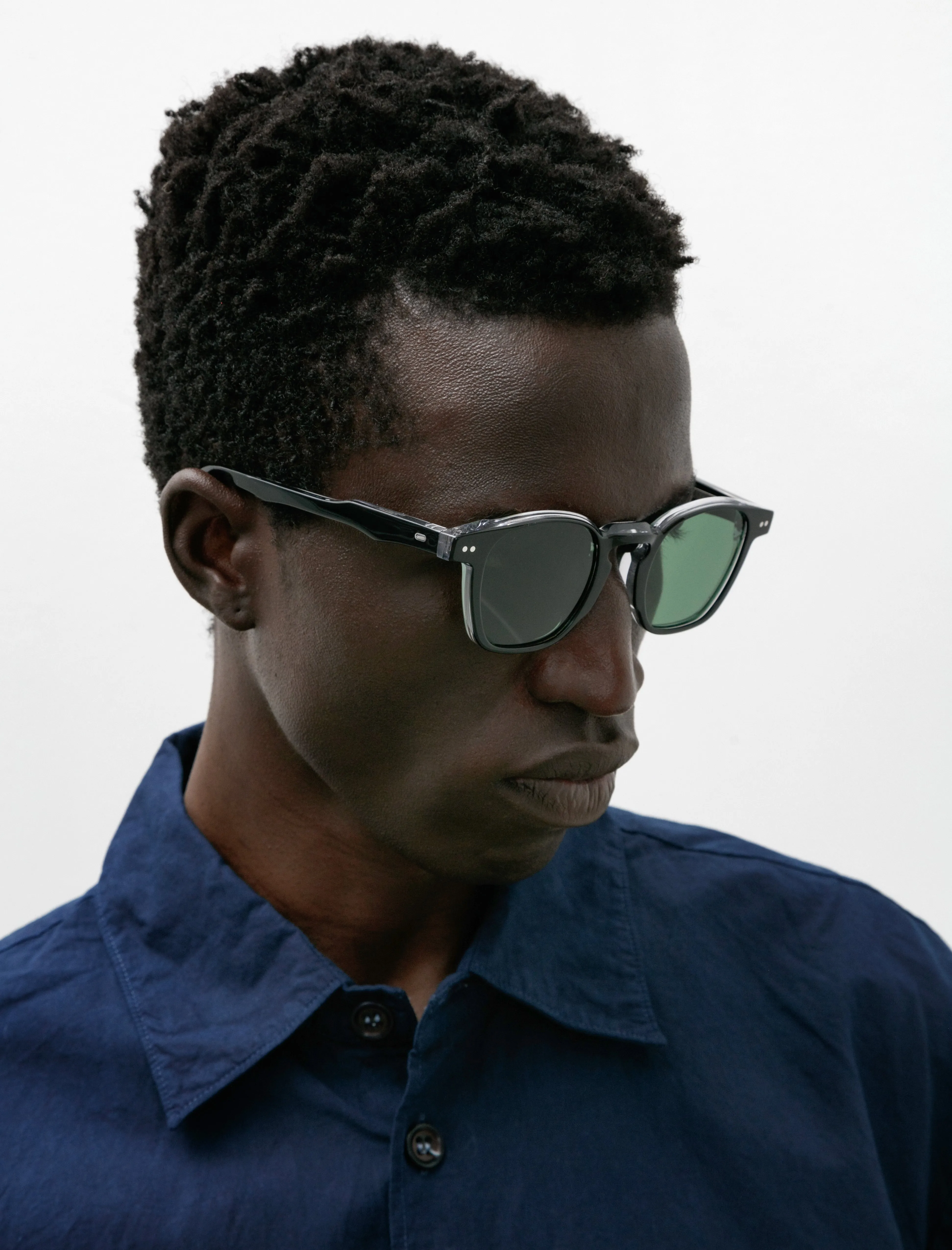 Kaslo Sunglasses Black sold by SHOP NEIGHBOR product image thumbnail 4