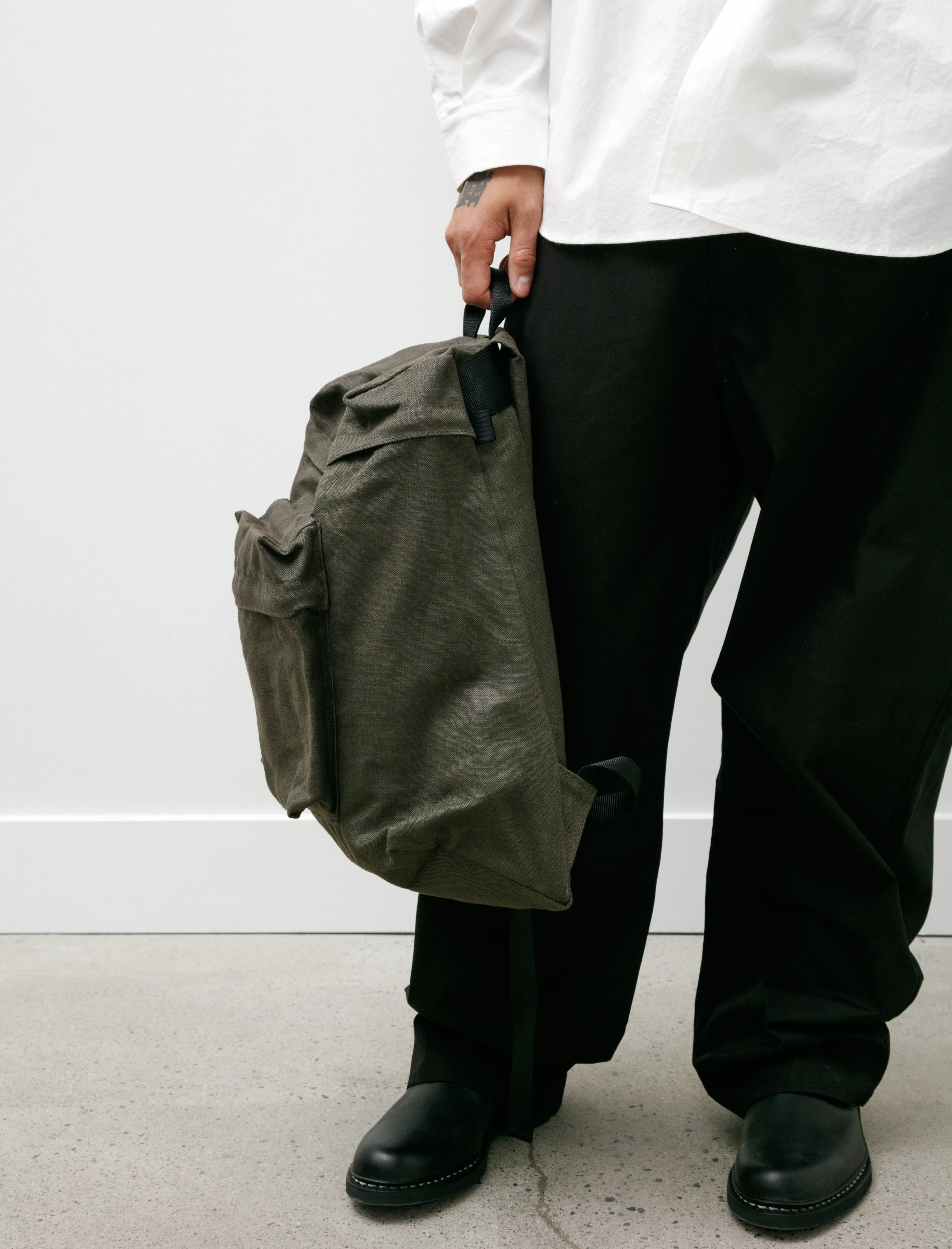 Linen Backpack TF Medium Khaki sold by SHOP NEIGHBOR product image thumbnail 3