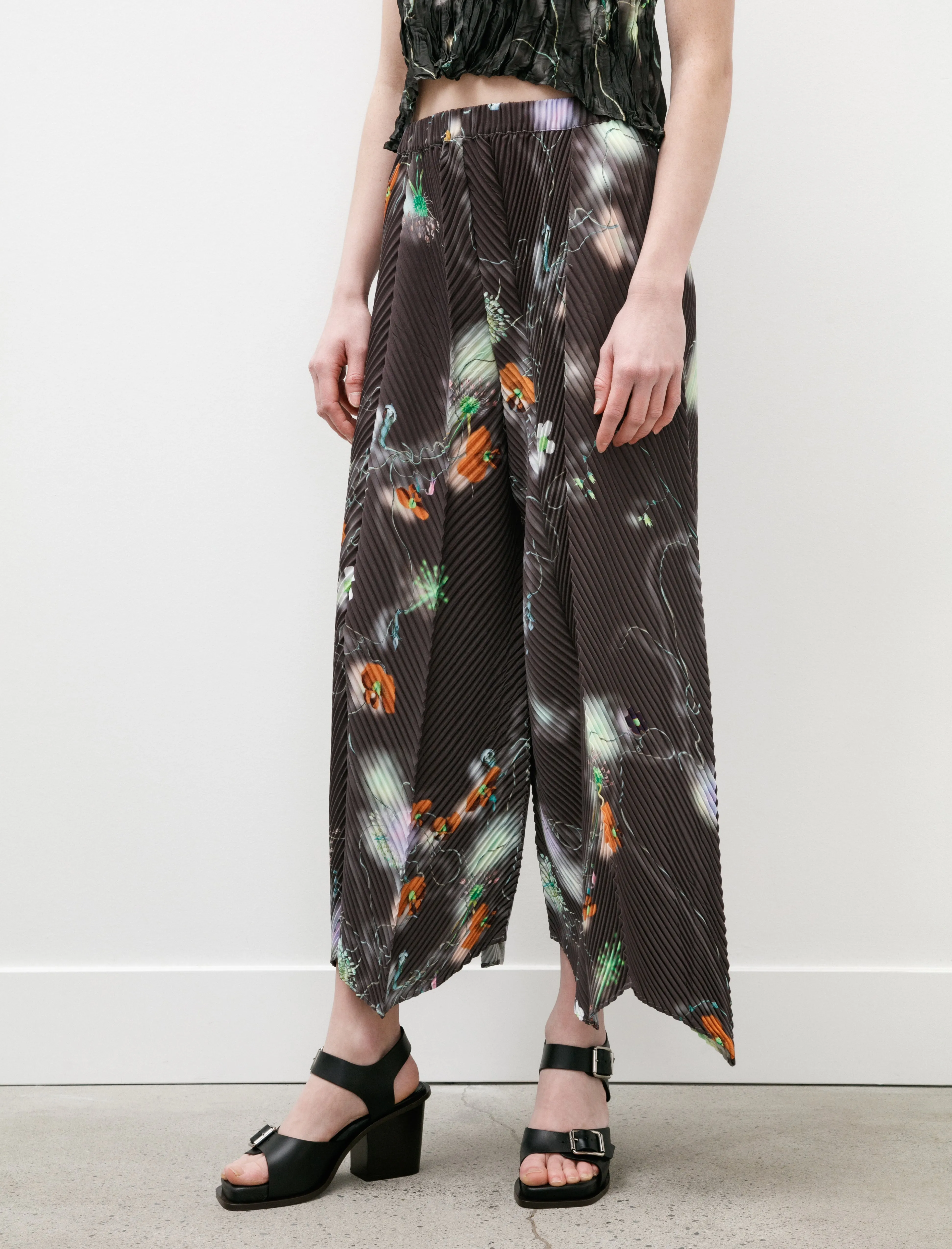 Luka Trousers Fleuri sold by SHOP NEIGHBOR product image thumbnail 2