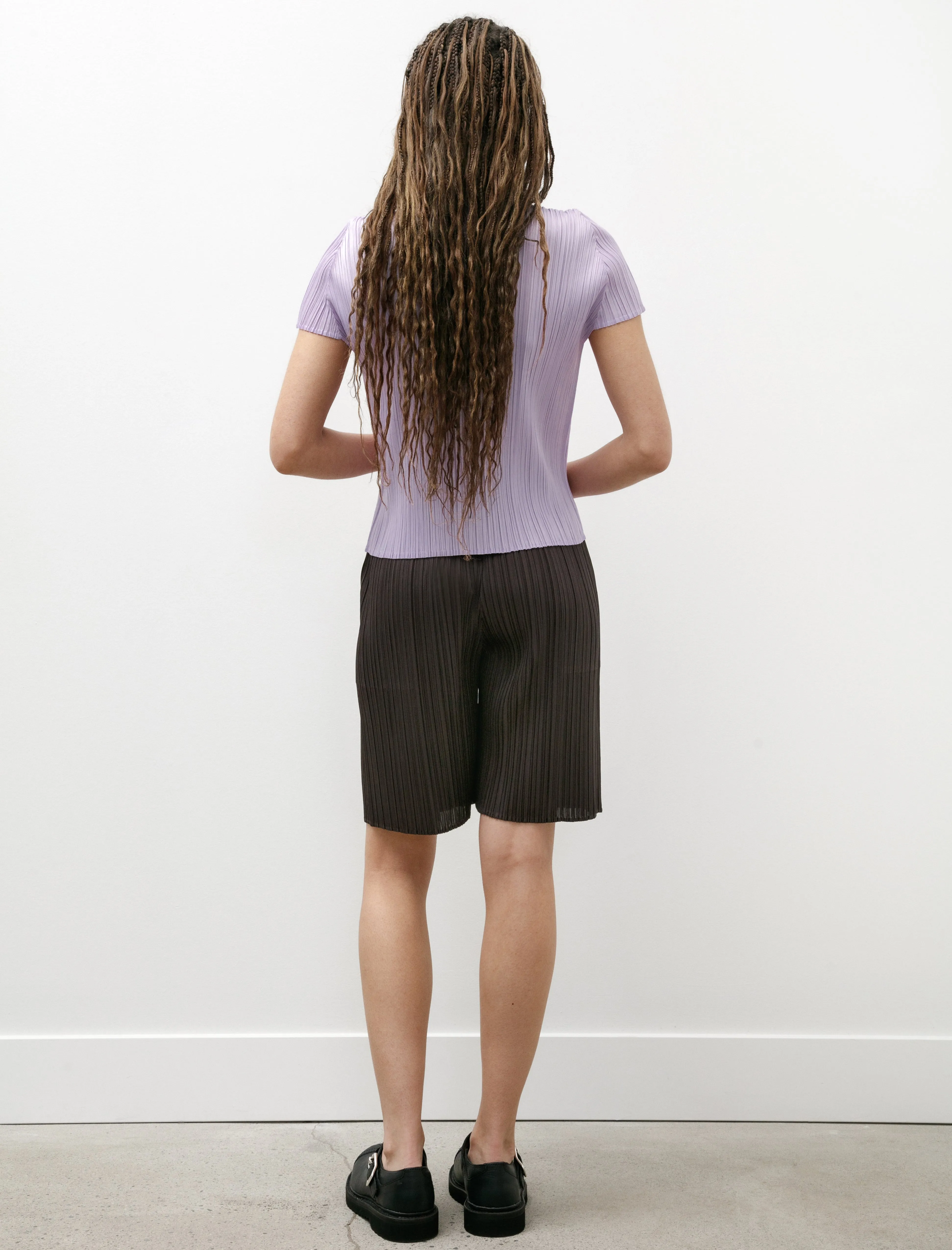 Monthly Colours Pleats Shorts Black Pepper sold by SHOP NEIGHBOR product image thumbnail 3