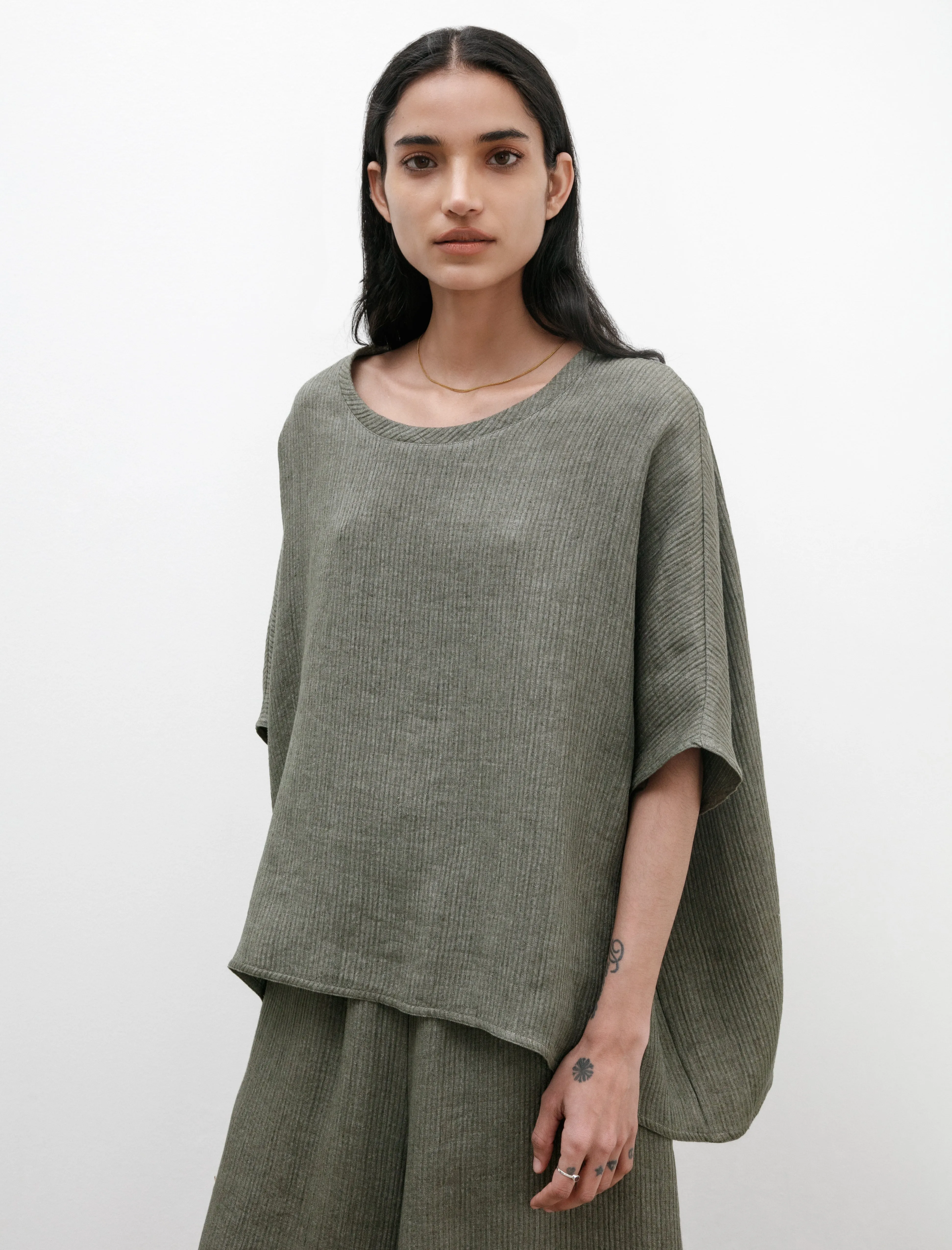 Easy T-Shirt Wave Linen Military Green sold by SHOP NEIGHBOR