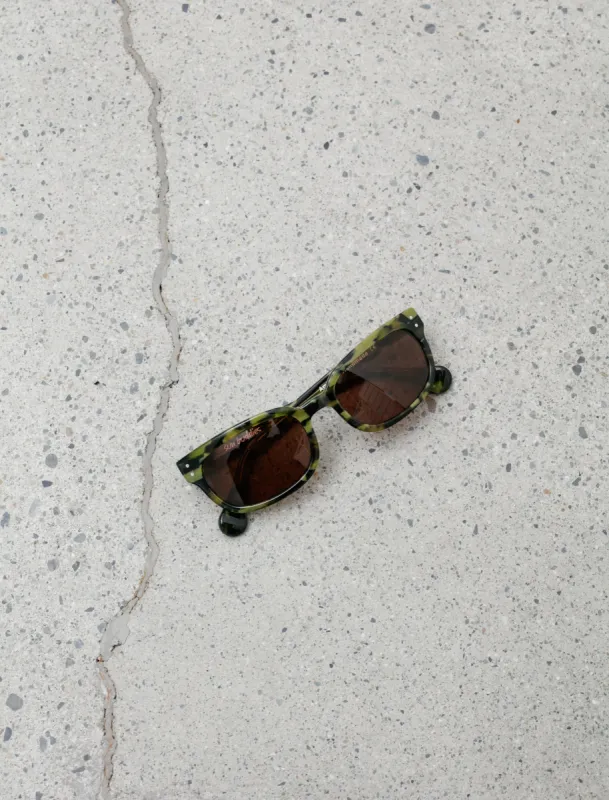 Amber Green Fragments sold by SHOP NEIGHBOR