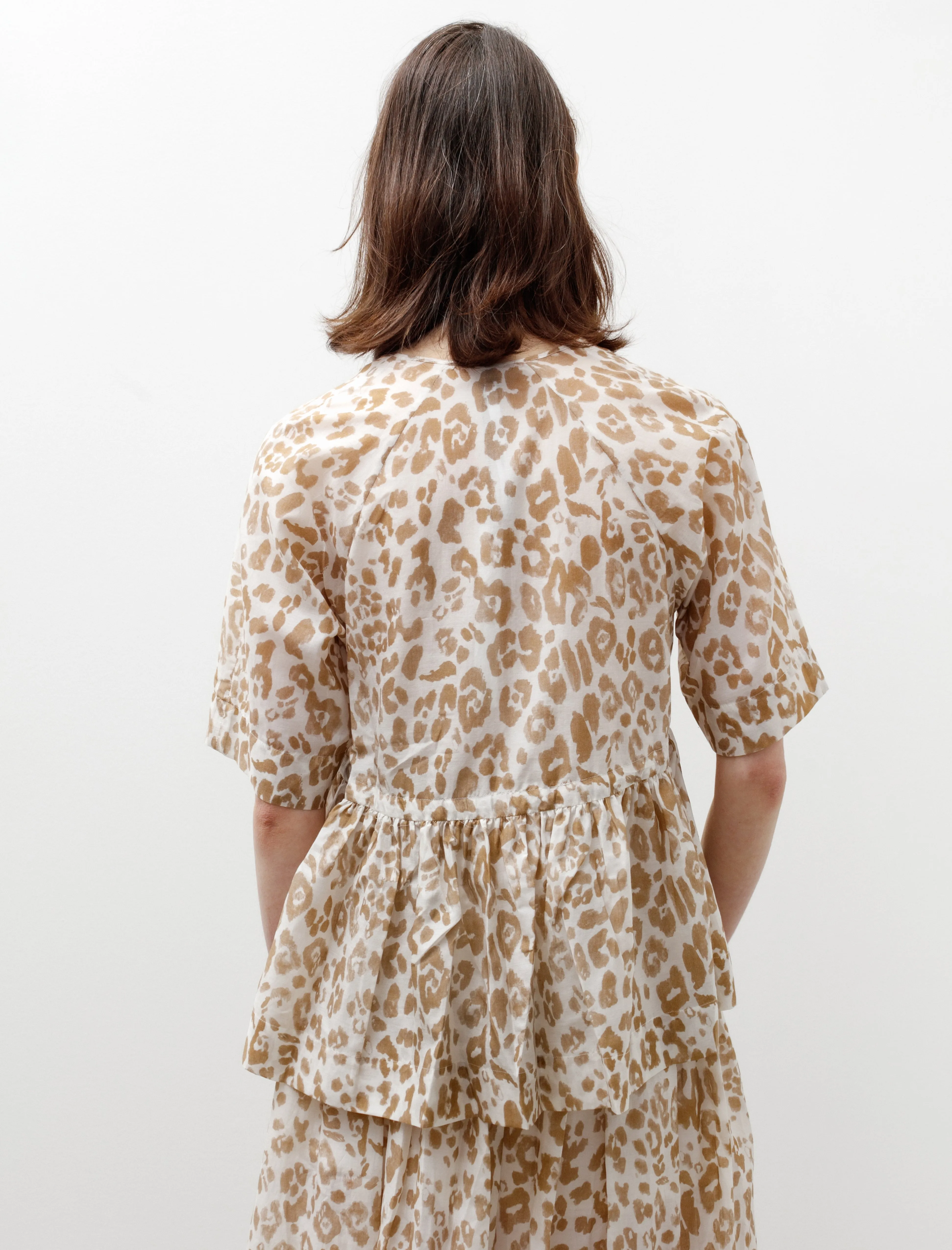 Mina Top Leopard Beige sold by SHOP NEIGHBOR product image thumbnail 3