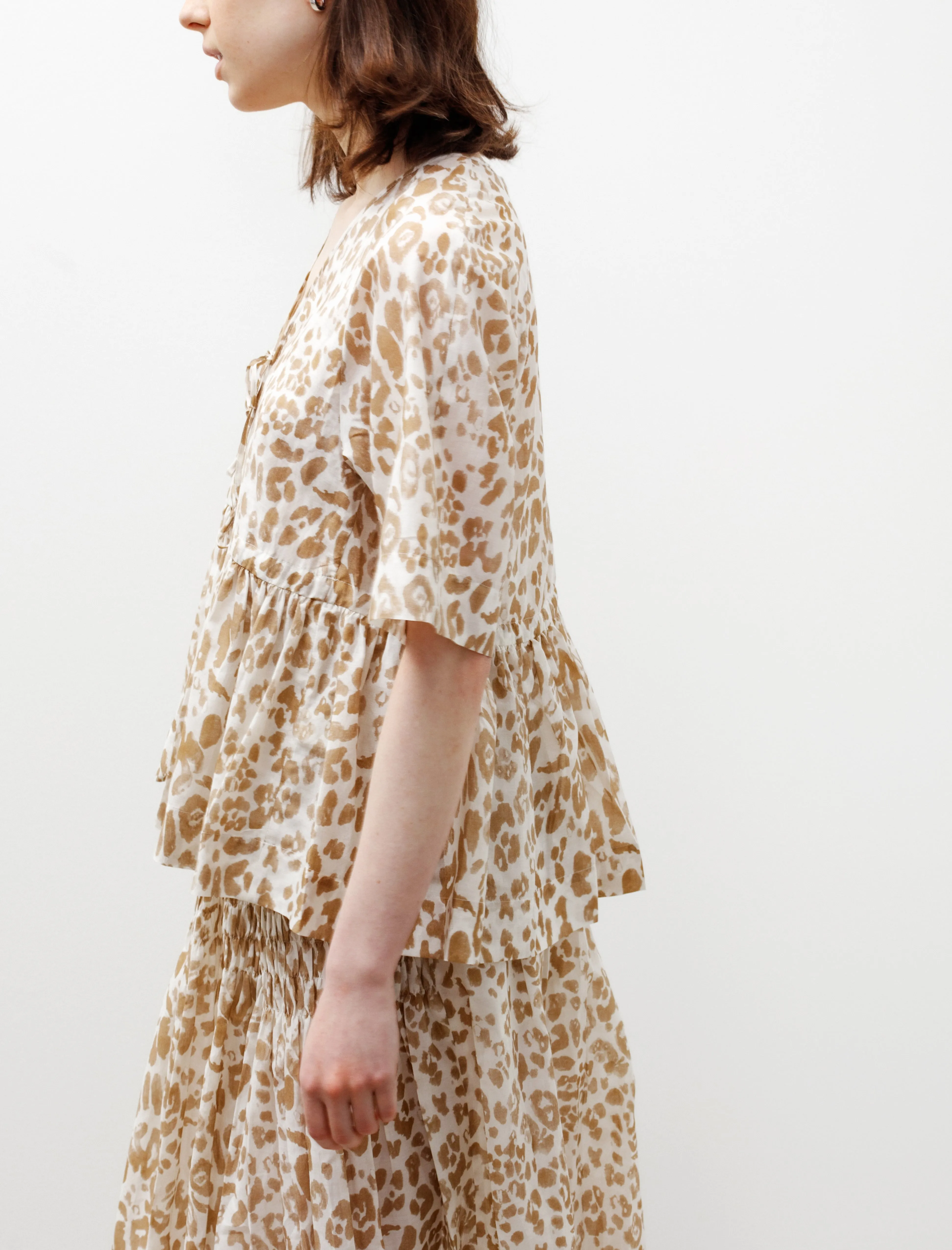 Mina Top Leopard Beige sold by SHOP NEIGHBOR product image thumbnail 2