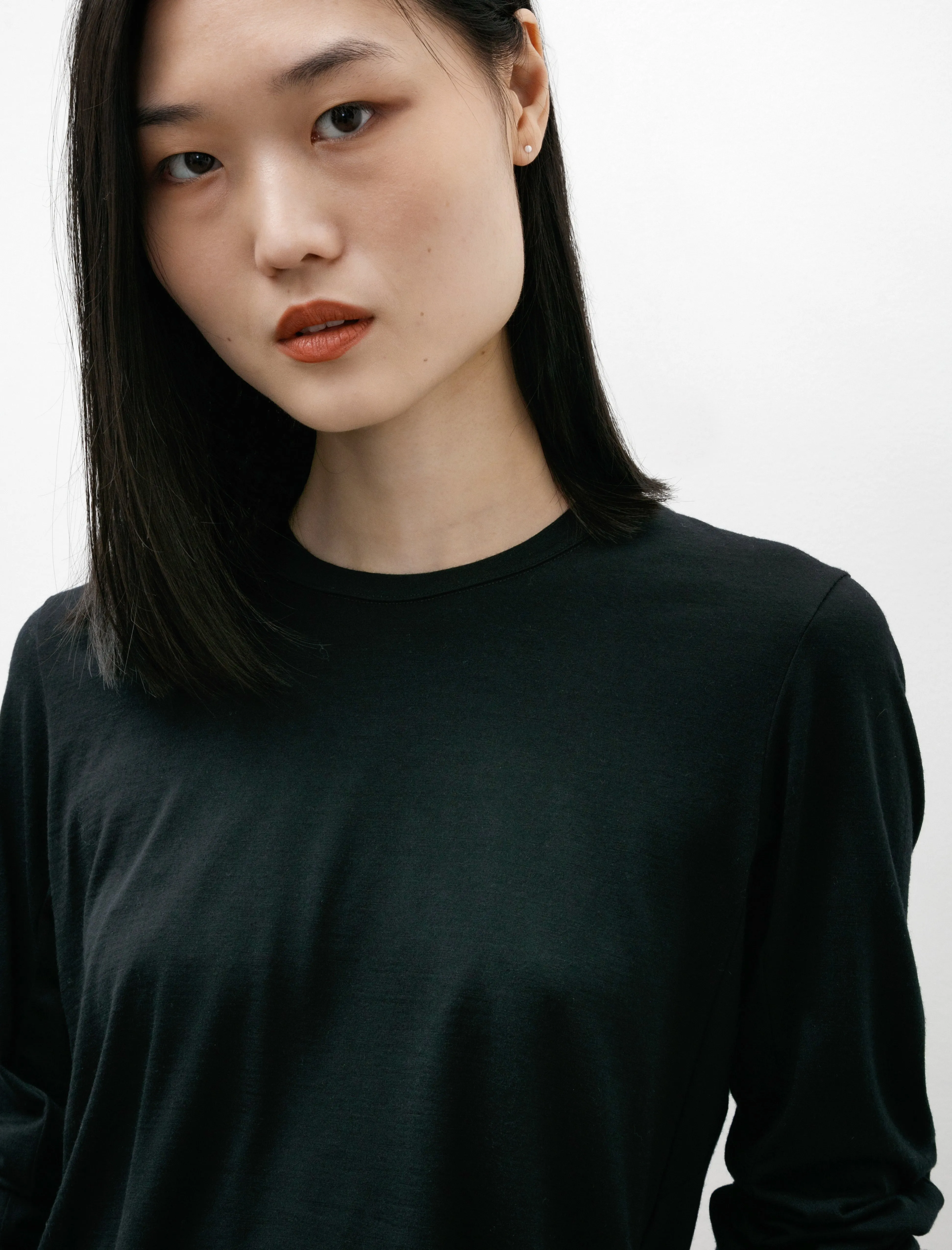 Frame LS Crew Black sold by SHOP NEIGHBOR product image thumbnail 3