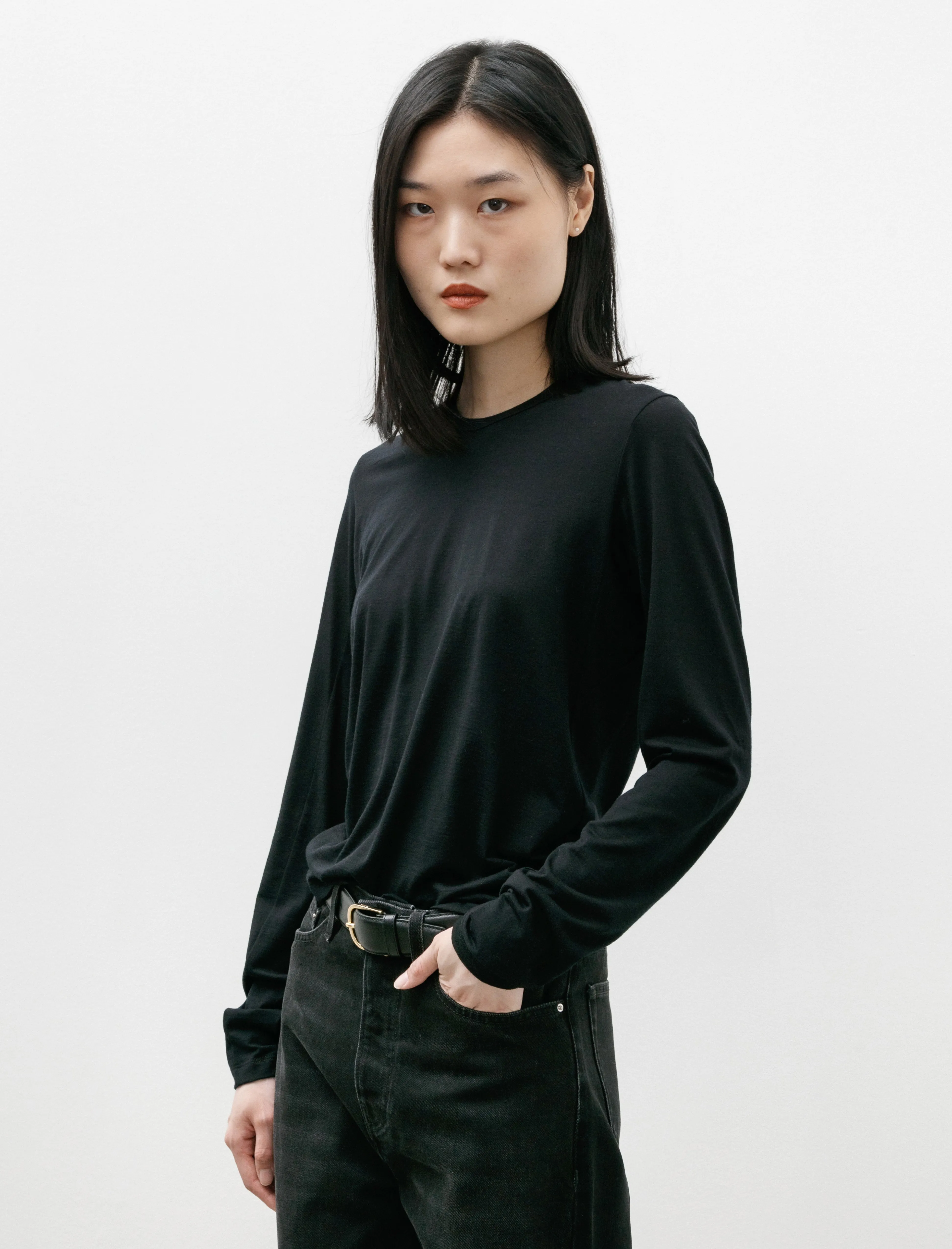 Frame LS Crew Black sold by SHOP NEIGHBOR product image thumbnail 2