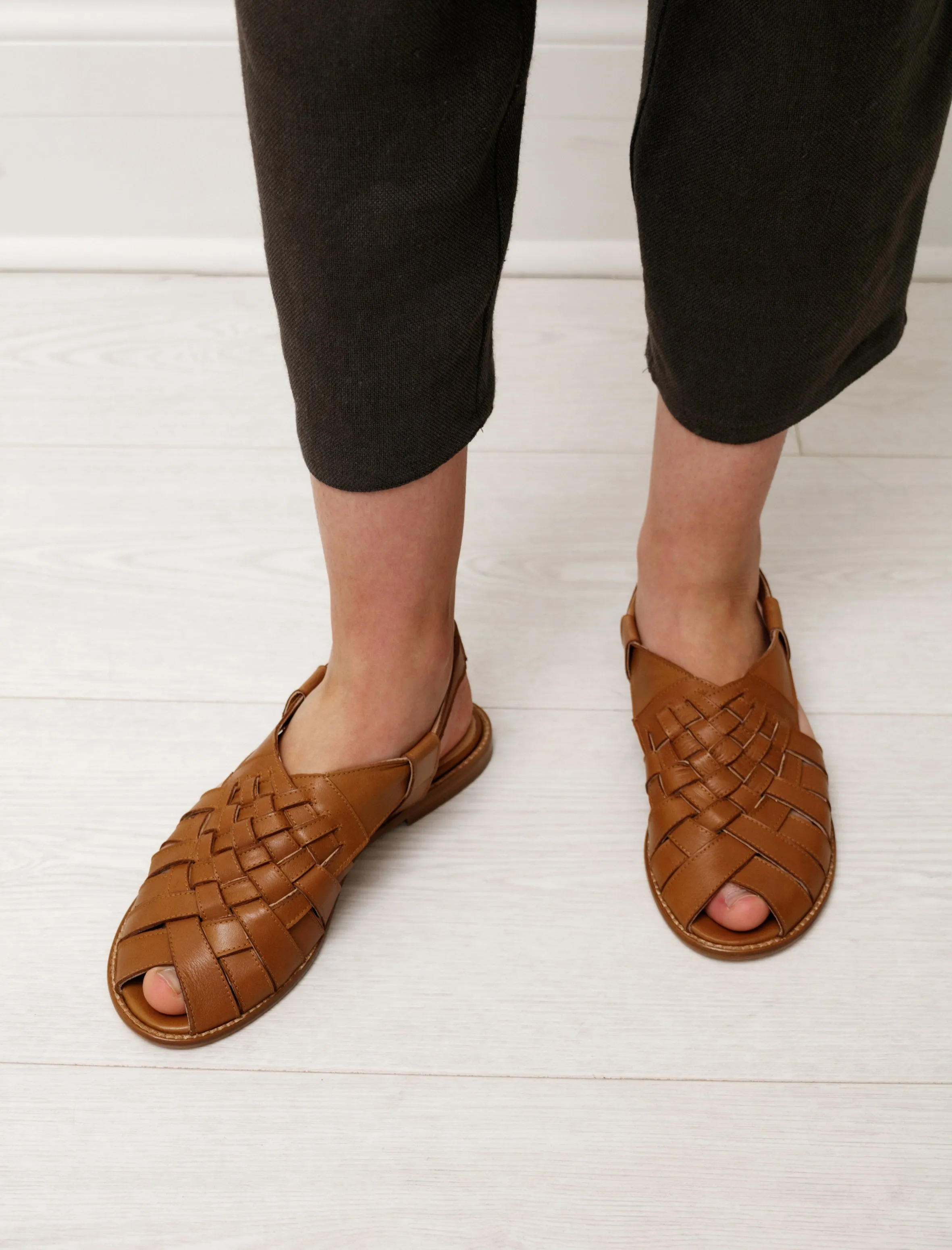 Rosa Savana Sandal Natural Tan sold by SHOP NEIGHBOR product image thumbnail 2