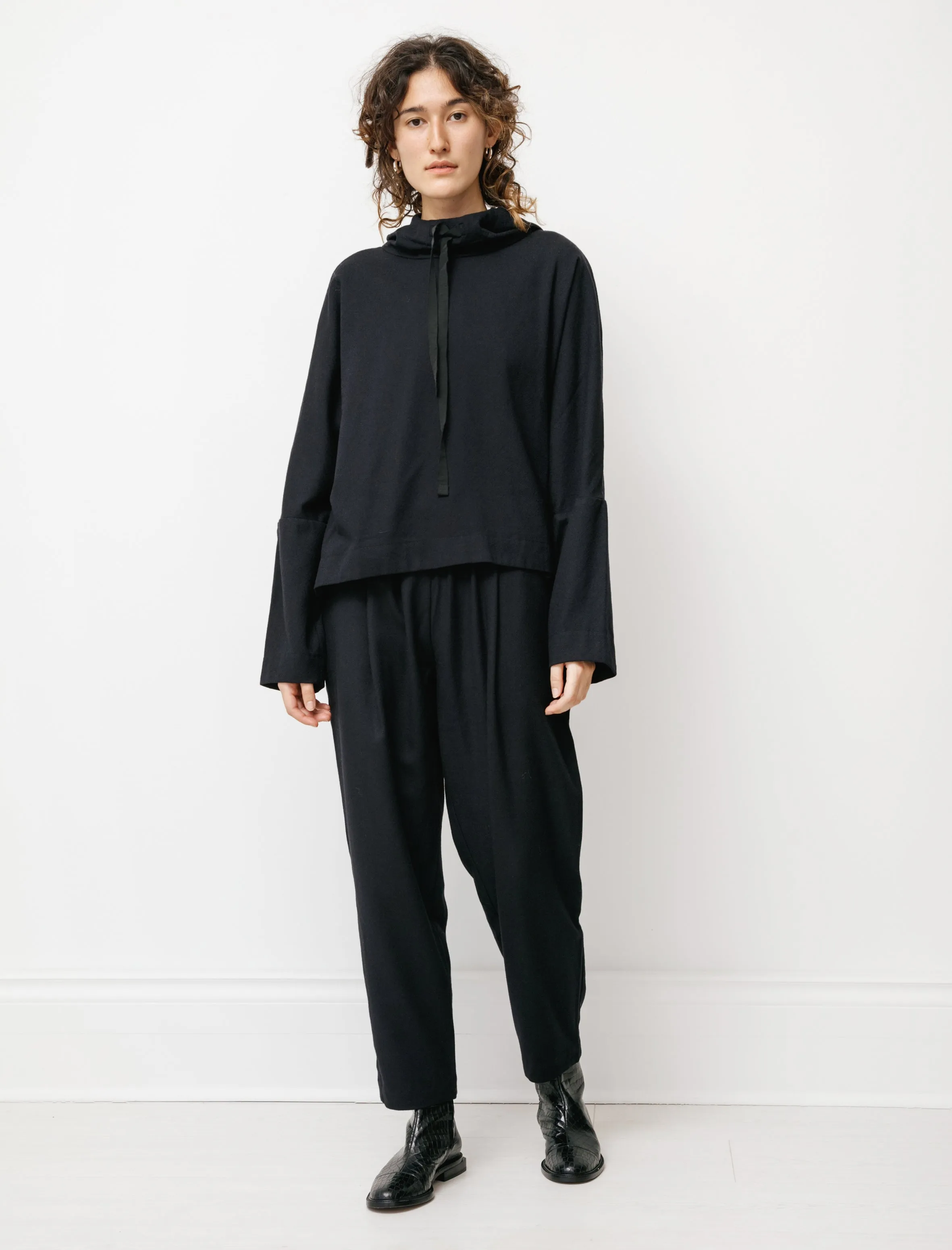 Higa Hood Cashwool Navy sold by SHOP NEIGHBOR product image thumbnail 5