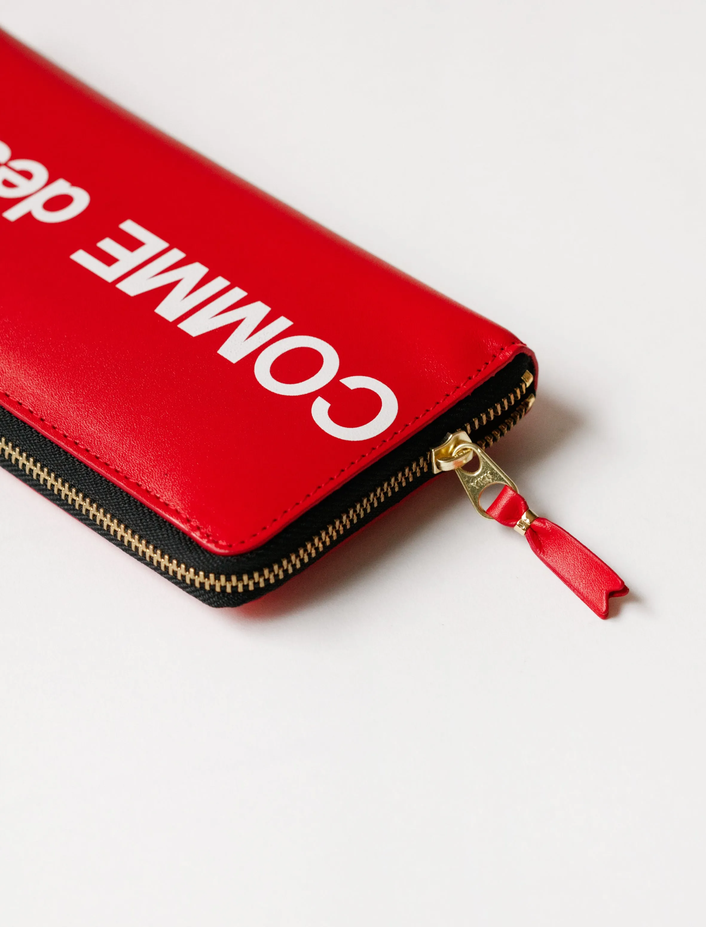 Huge Logo Long Wallet - SA0110HL sold by SHOP NEIGHBOR product image thumbnail 4