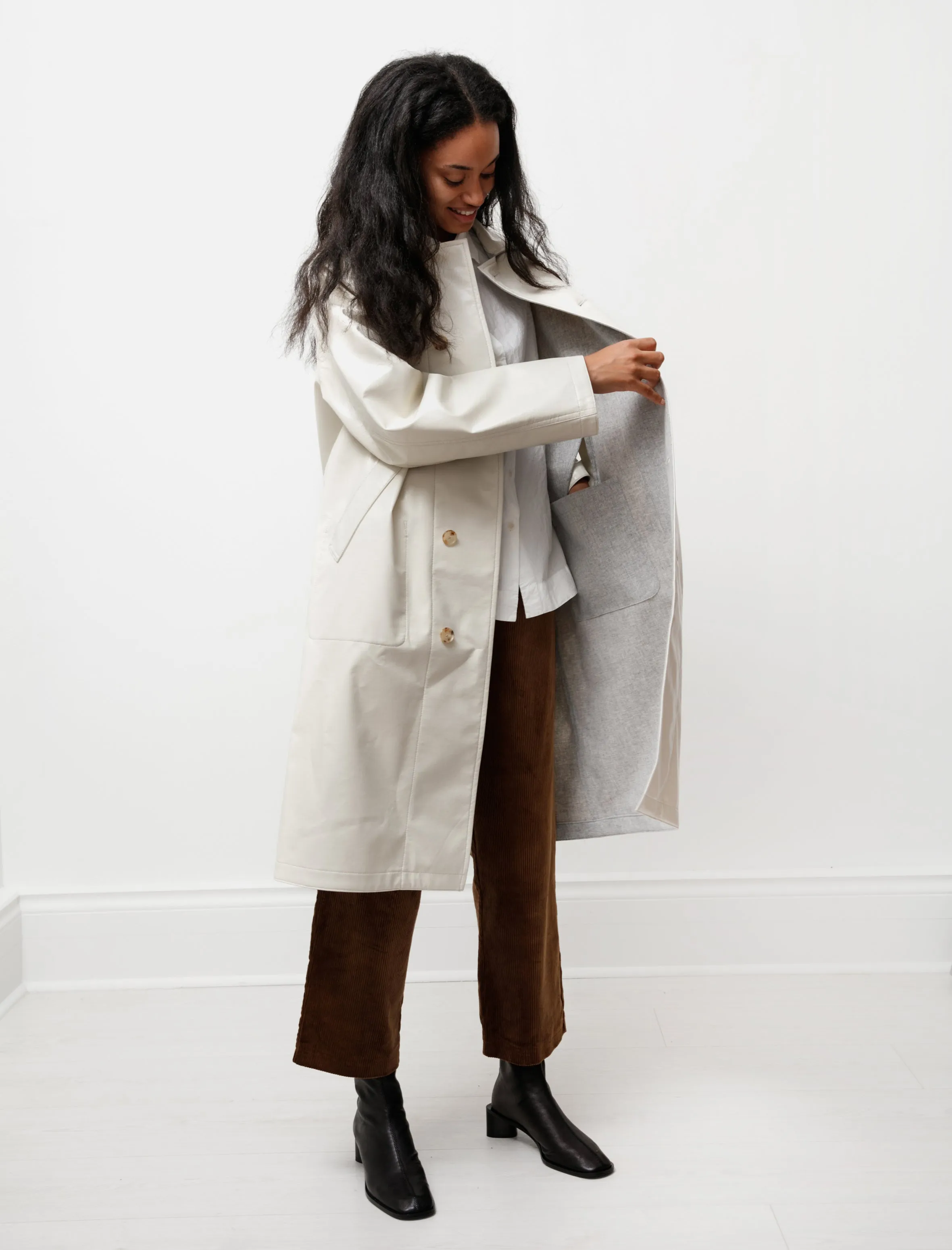 Wool Cashmere Laminate Coat Ivory Top Gray sold by SHOP NEIGHBOR product image thumbnail 3
