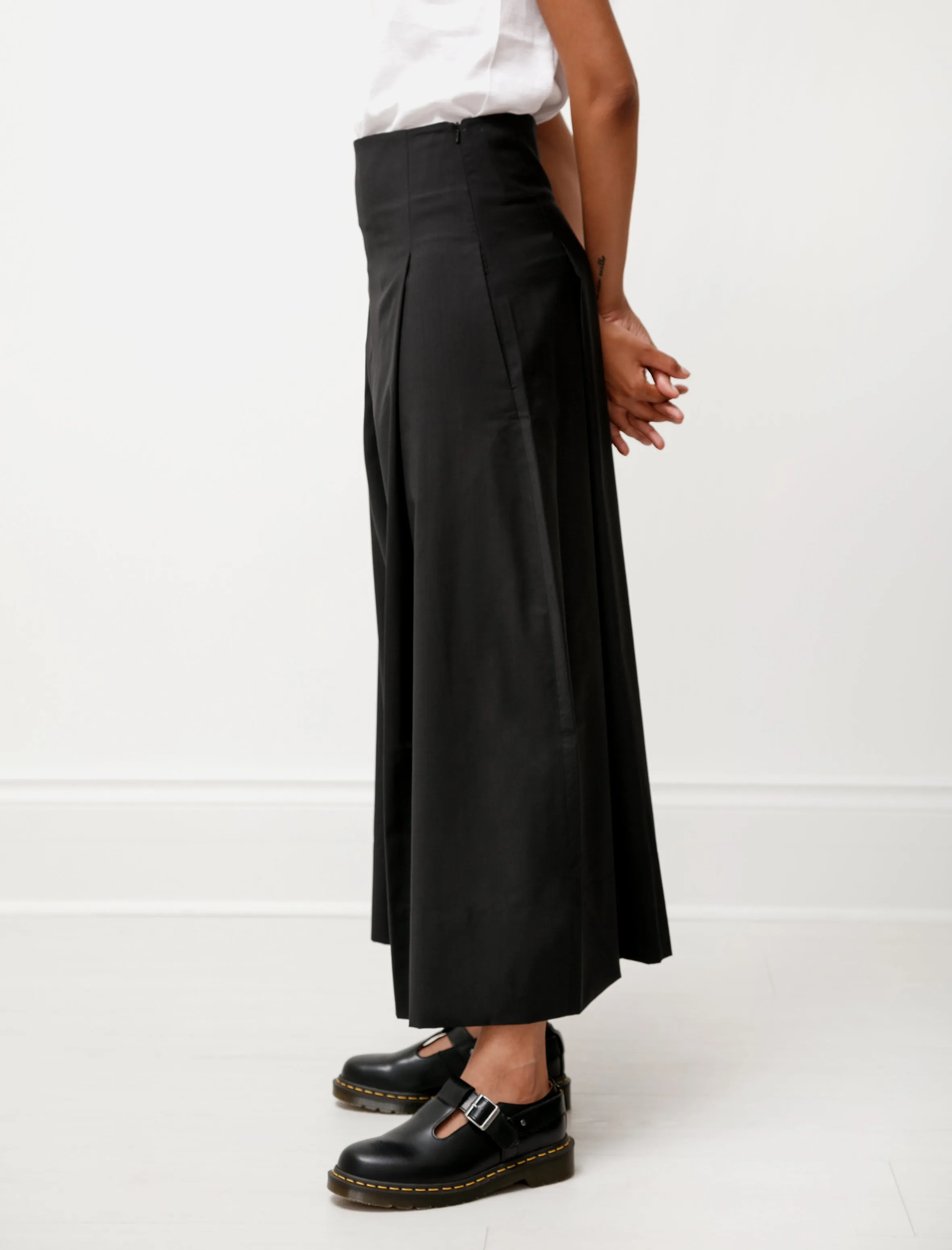 Vitra Fold Trousers Black sold by SHOP NEIGHBOR product image thumbnail 3