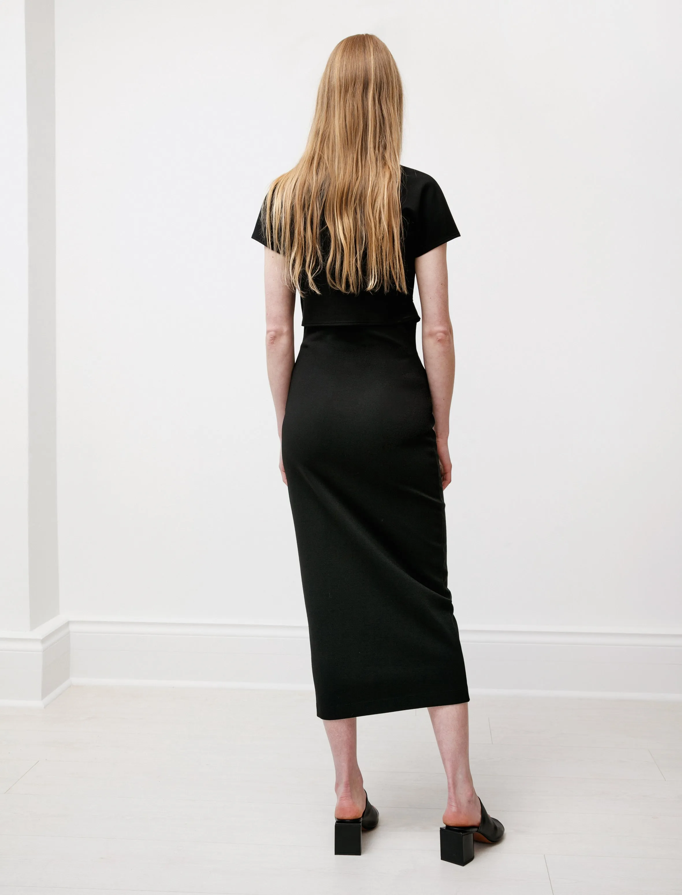 Stretch Highwaist Skirt Black sold by SHOP NEIGHBOR product image thumbnail 3