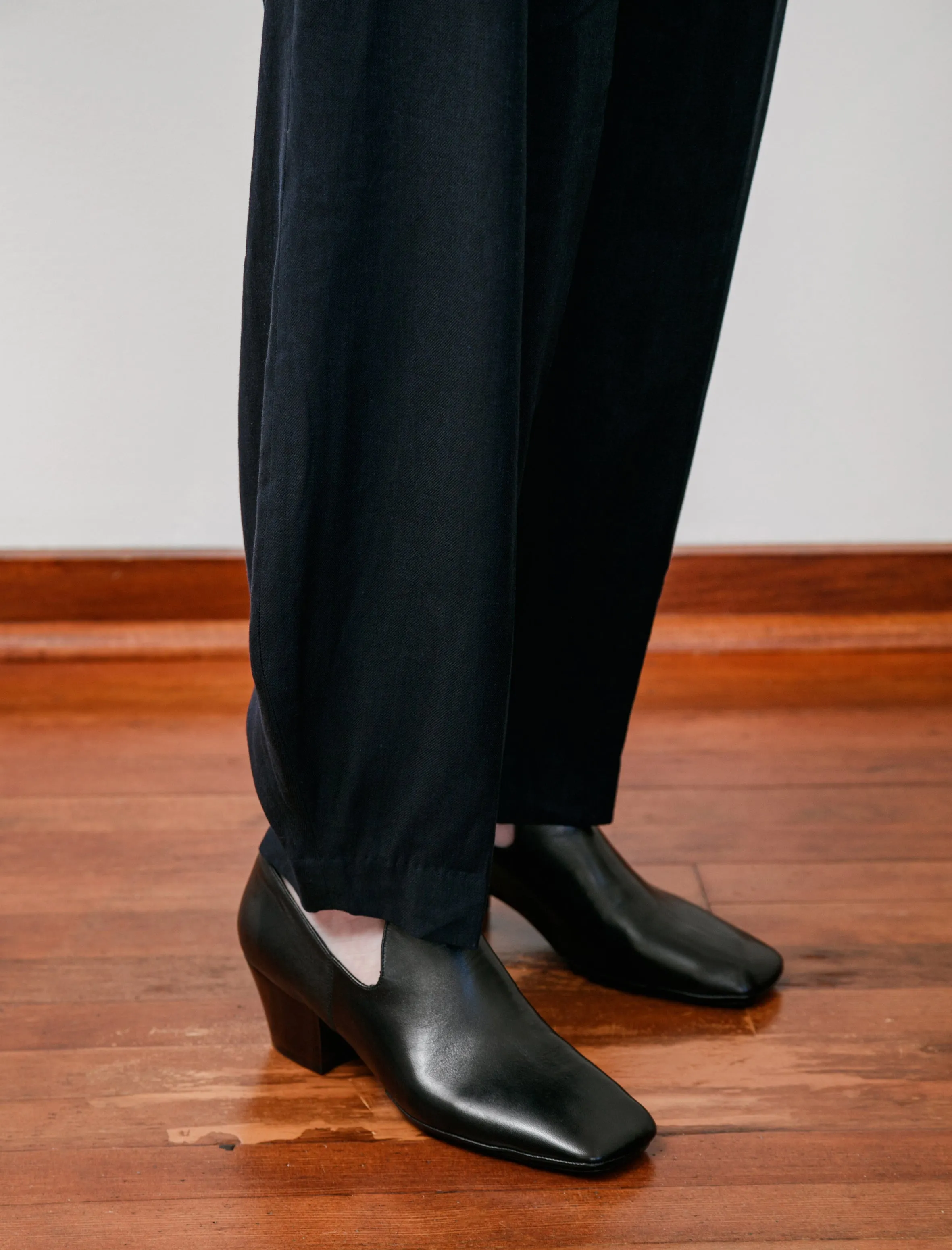 Rounded Hem Linen Trousers Navy sold by SHOP NEIGHBOR product image thumbnail 4