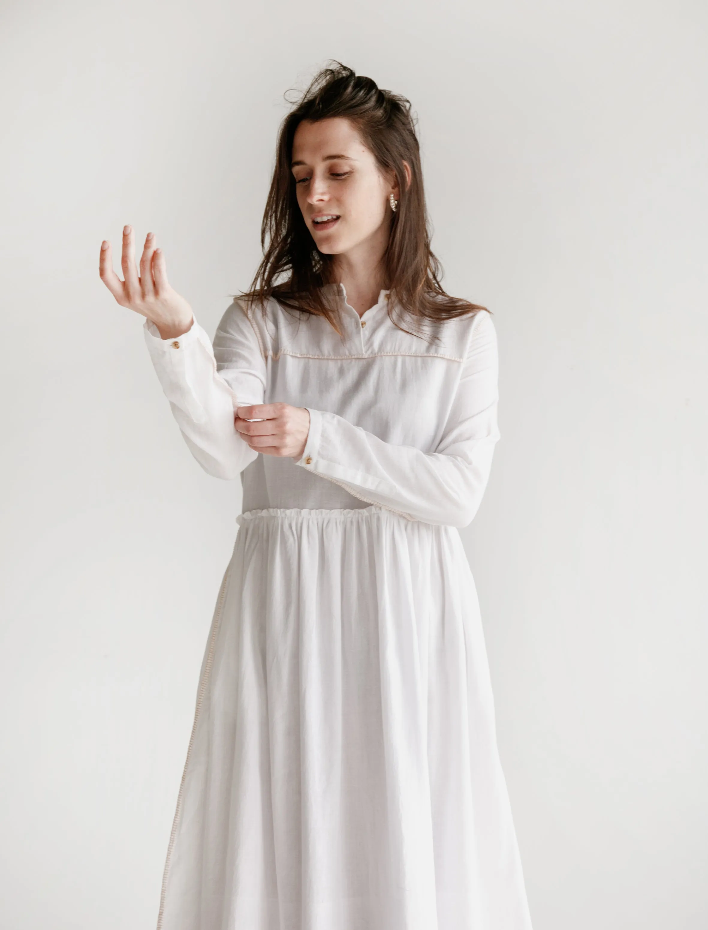 Phyphy Double Thread Khadi Dress White sold by SHOP NEIGHBOR product image thumbnail 3