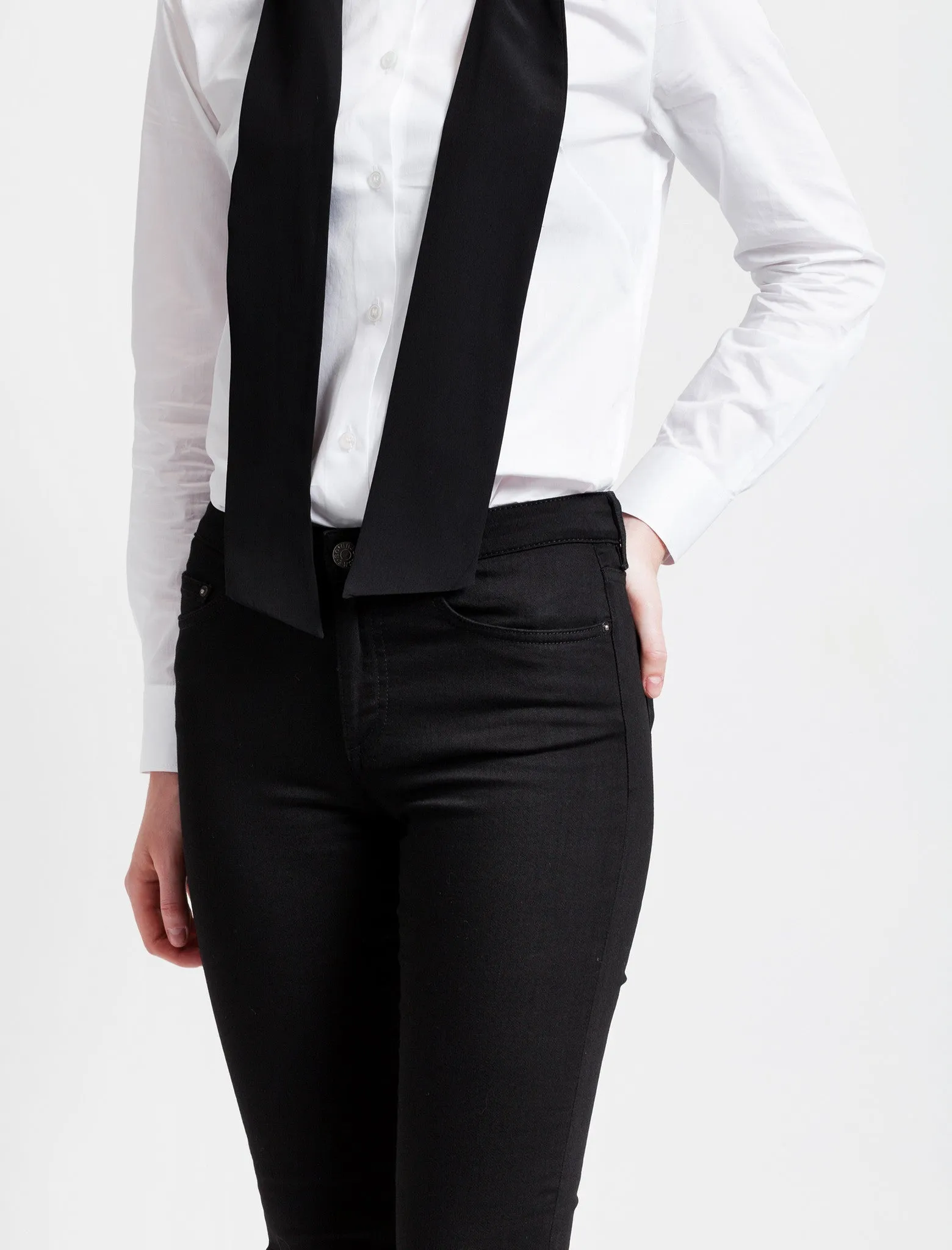 Skin 5 Black sold by SHOP NEIGHBOR product image thumbnail 2