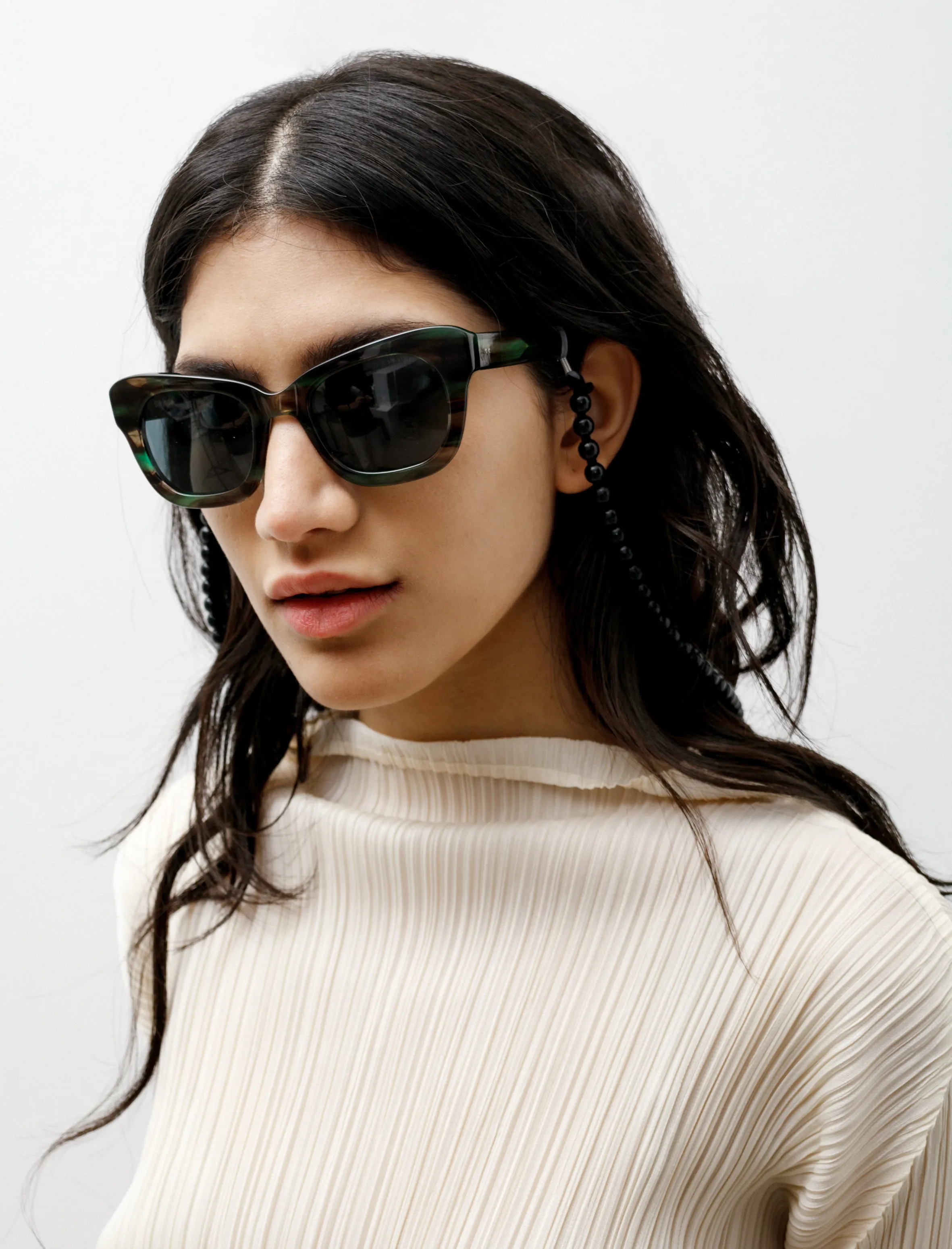 Perlen Glasses Holder Black/Black sold by SHOP NEIGHBOR product image thumbnail 4