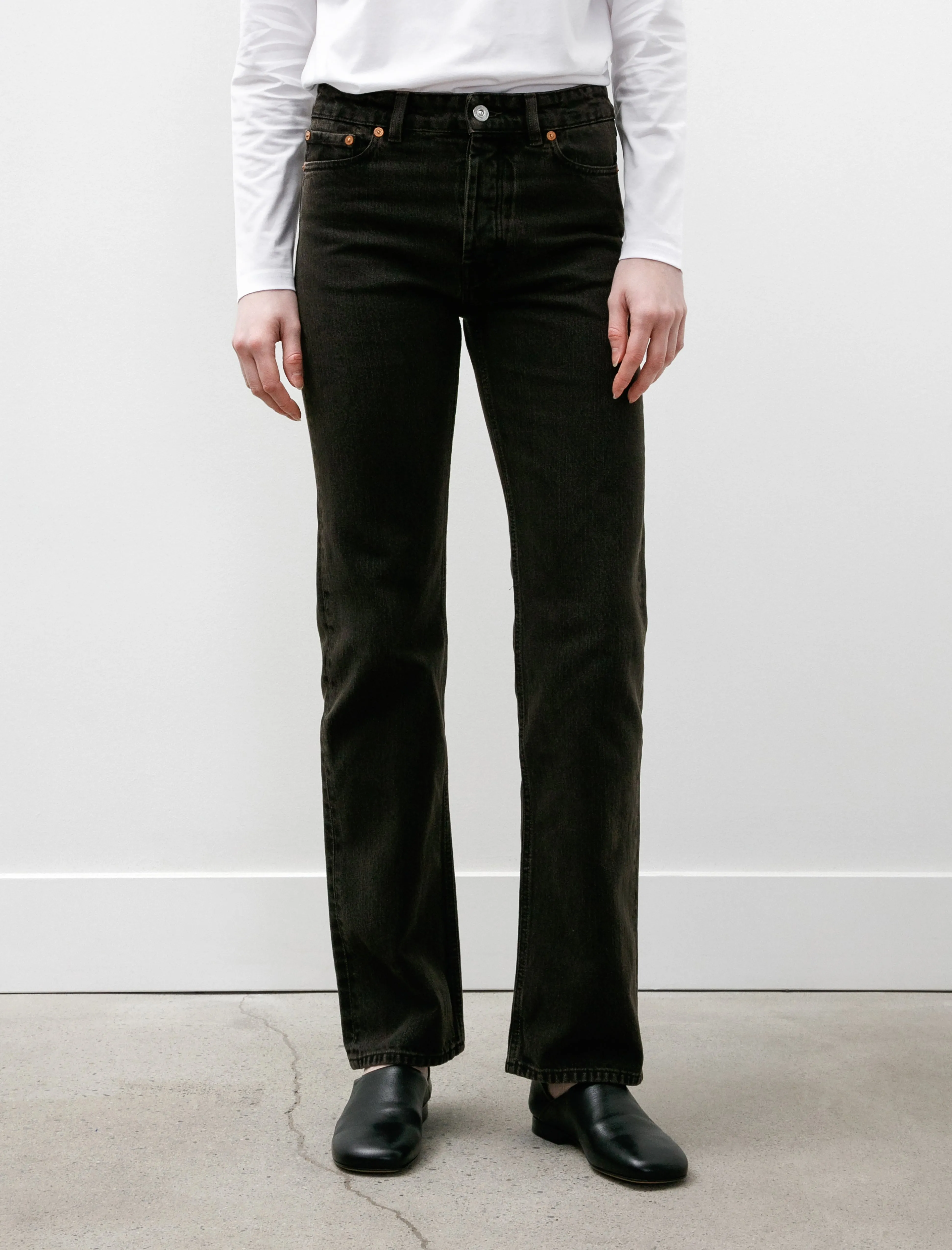 Linear Cut Kamari Black Chain Twill sold by SHOP NEIGHBOR