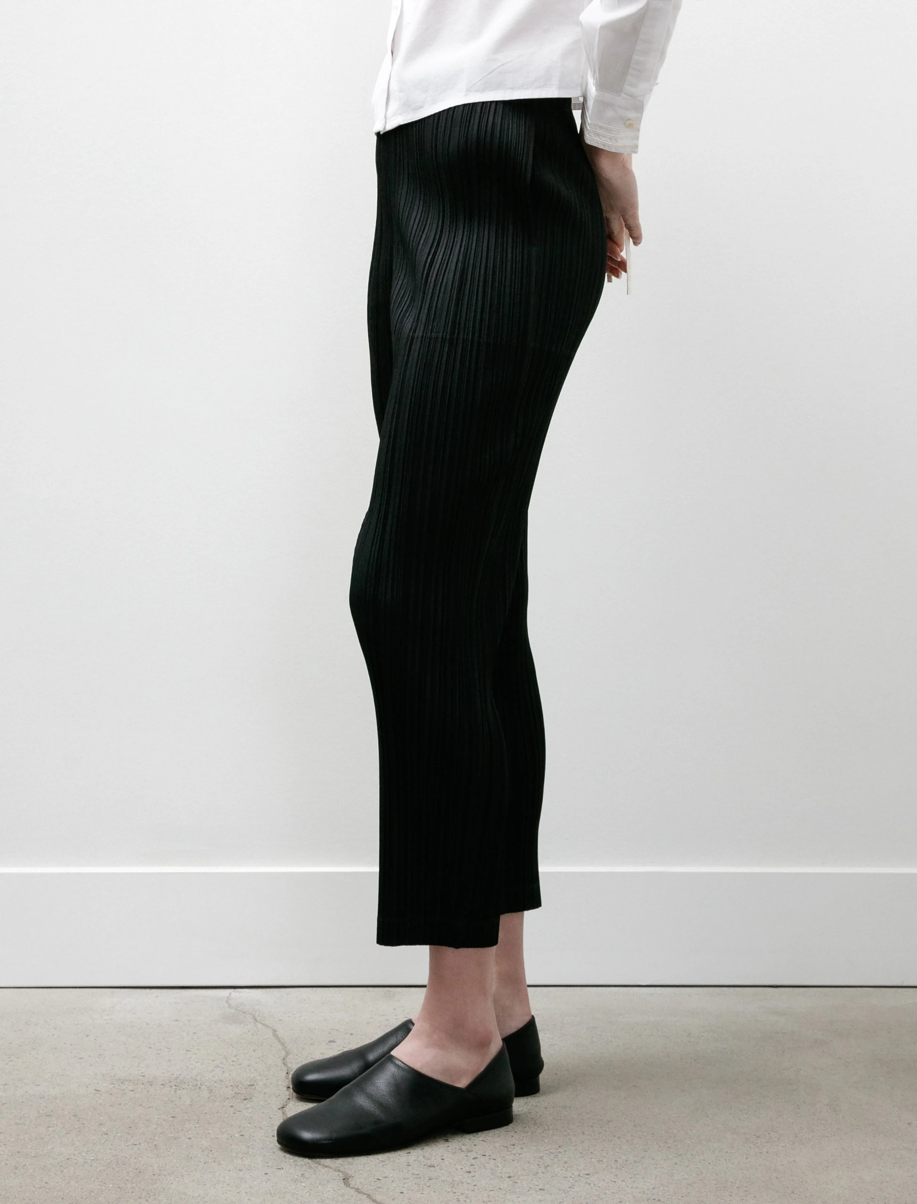 Thicker Bottoms Pants January Black sold by SHOP NEIGHBOR product image thumbnail 3