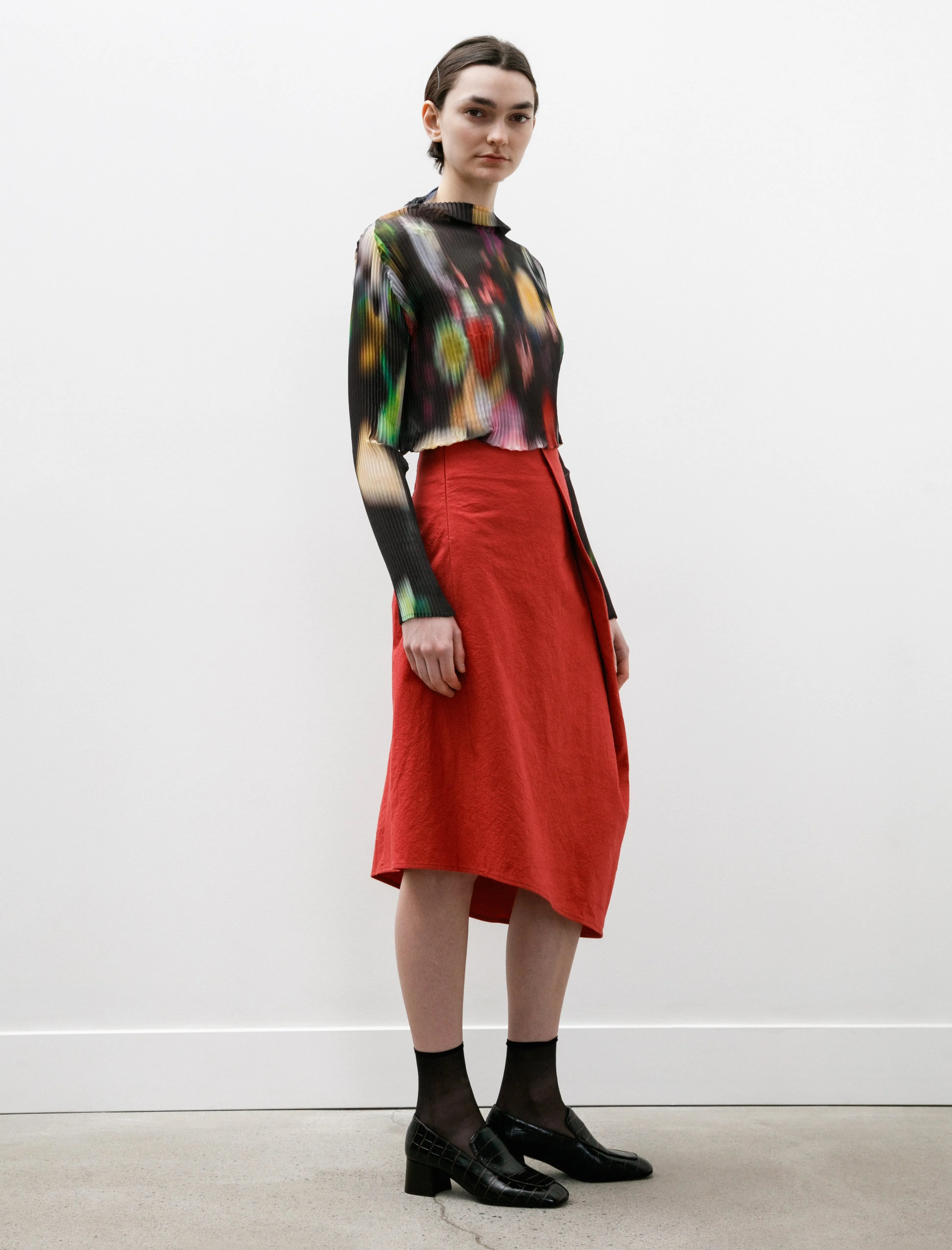 Pleated Drape Skirt Cotton Hemp Red sold by SHOP NEIGHBOR product image thumbnail 3