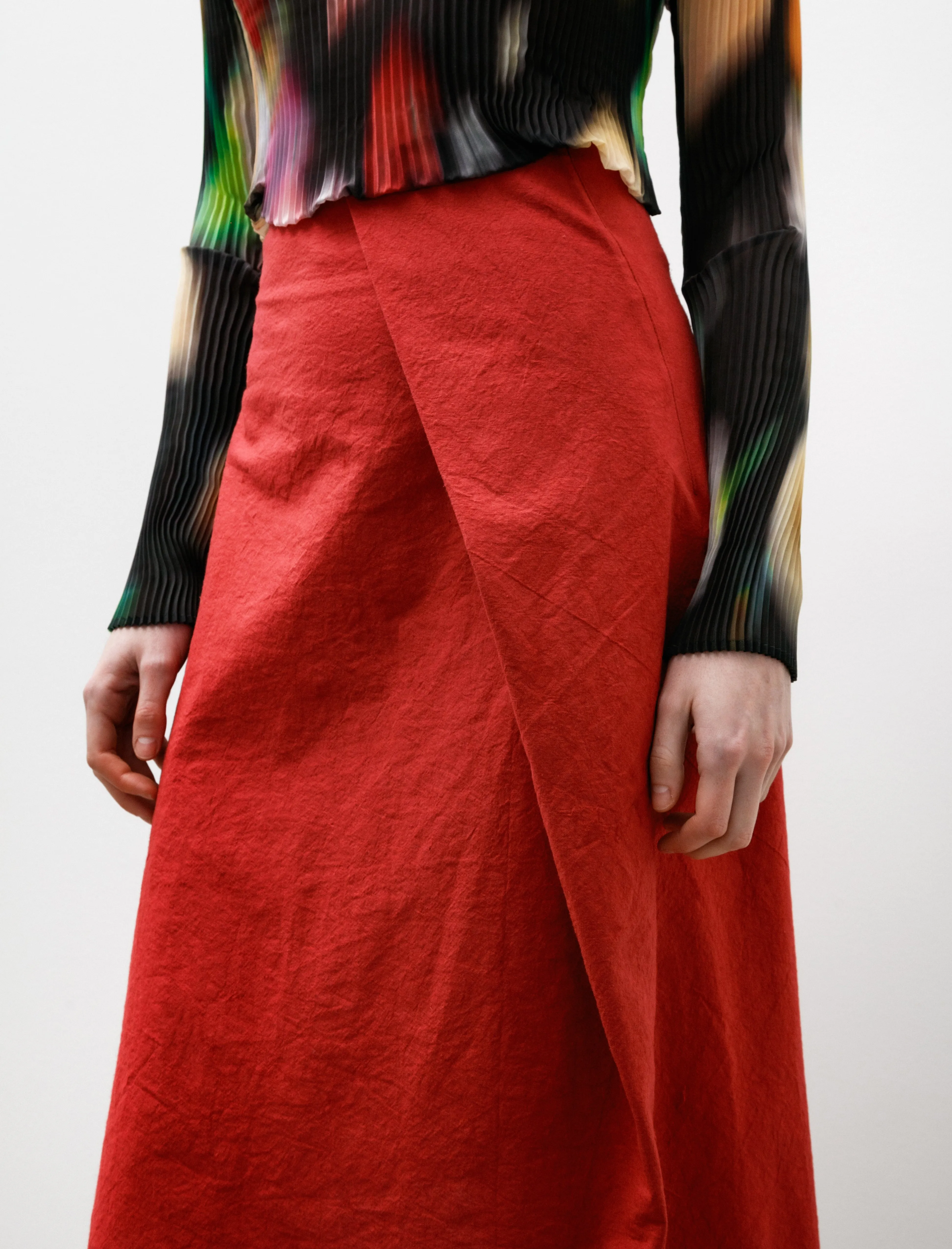 Pleated Drape Skirt Cotton Hemp Red sold by SHOP NEIGHBOR product image thumbnail 4