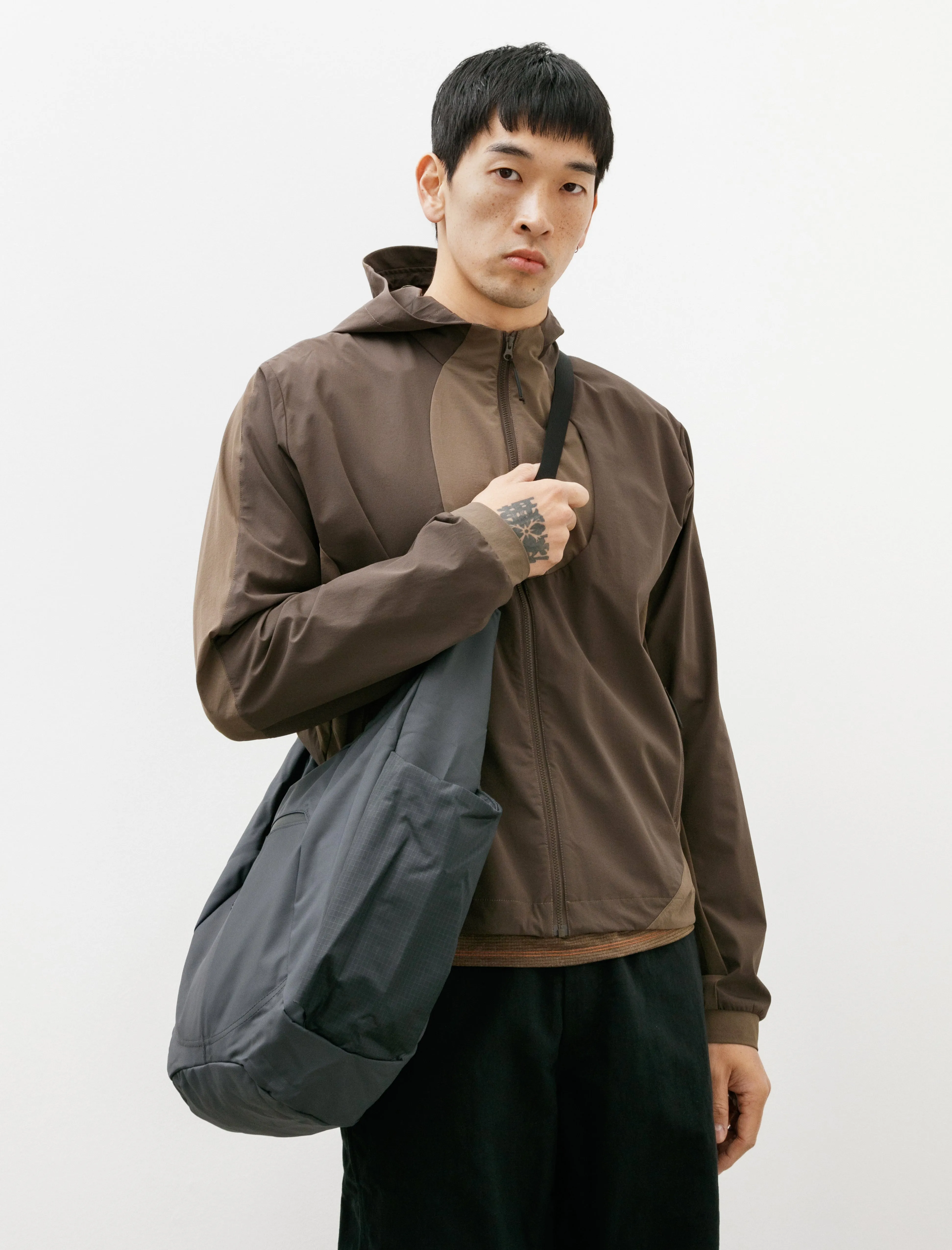 Static Comp Bag Asphalt/Black sold by SHOP NEIGHBOR