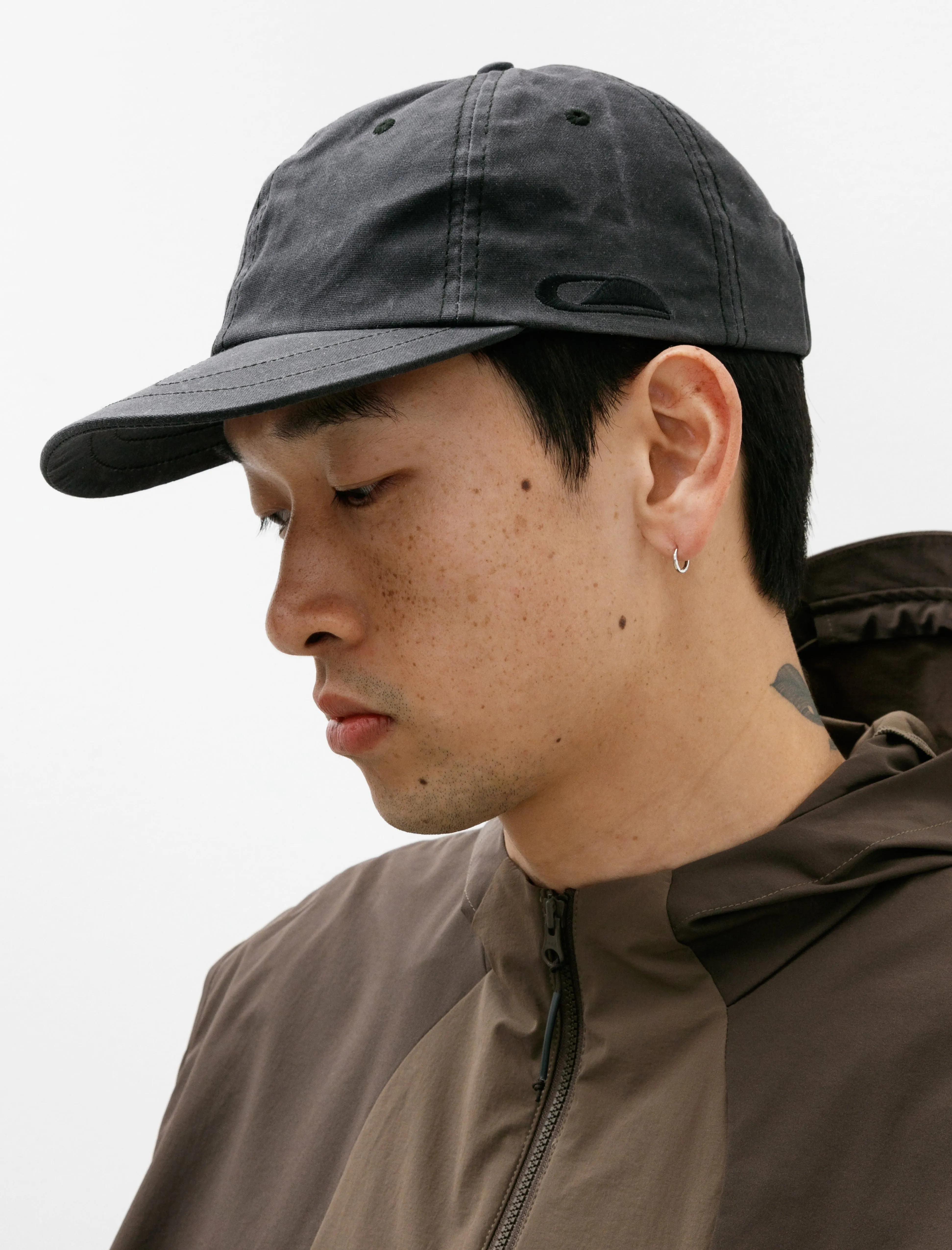 Horseshoe 6 Panel Wax Ashpalt sold by SHOP NEIGHBOR product image thumbnail 2