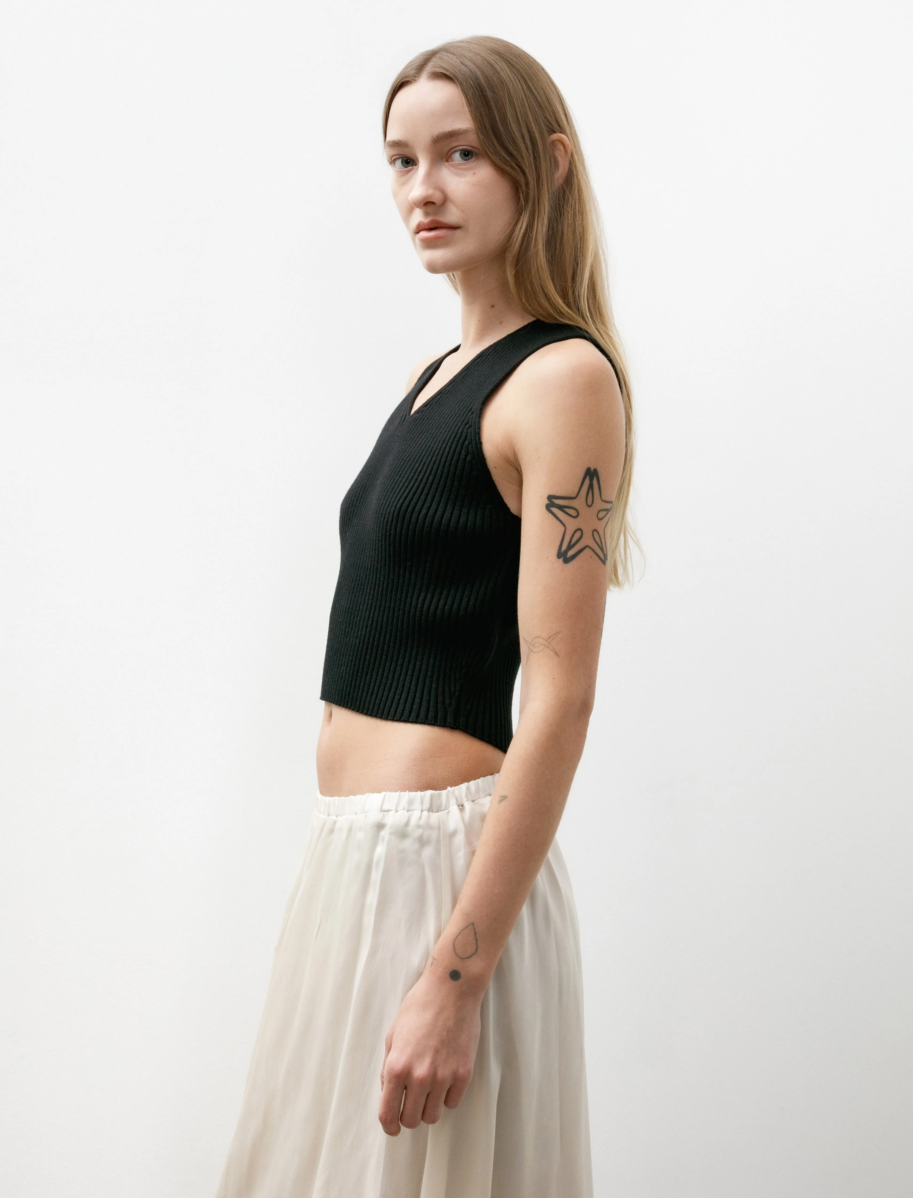 Cotton Silk Rib Knit V-Neck Vest Black sold by SHOP NEIGHBOR product image thumbnail 3