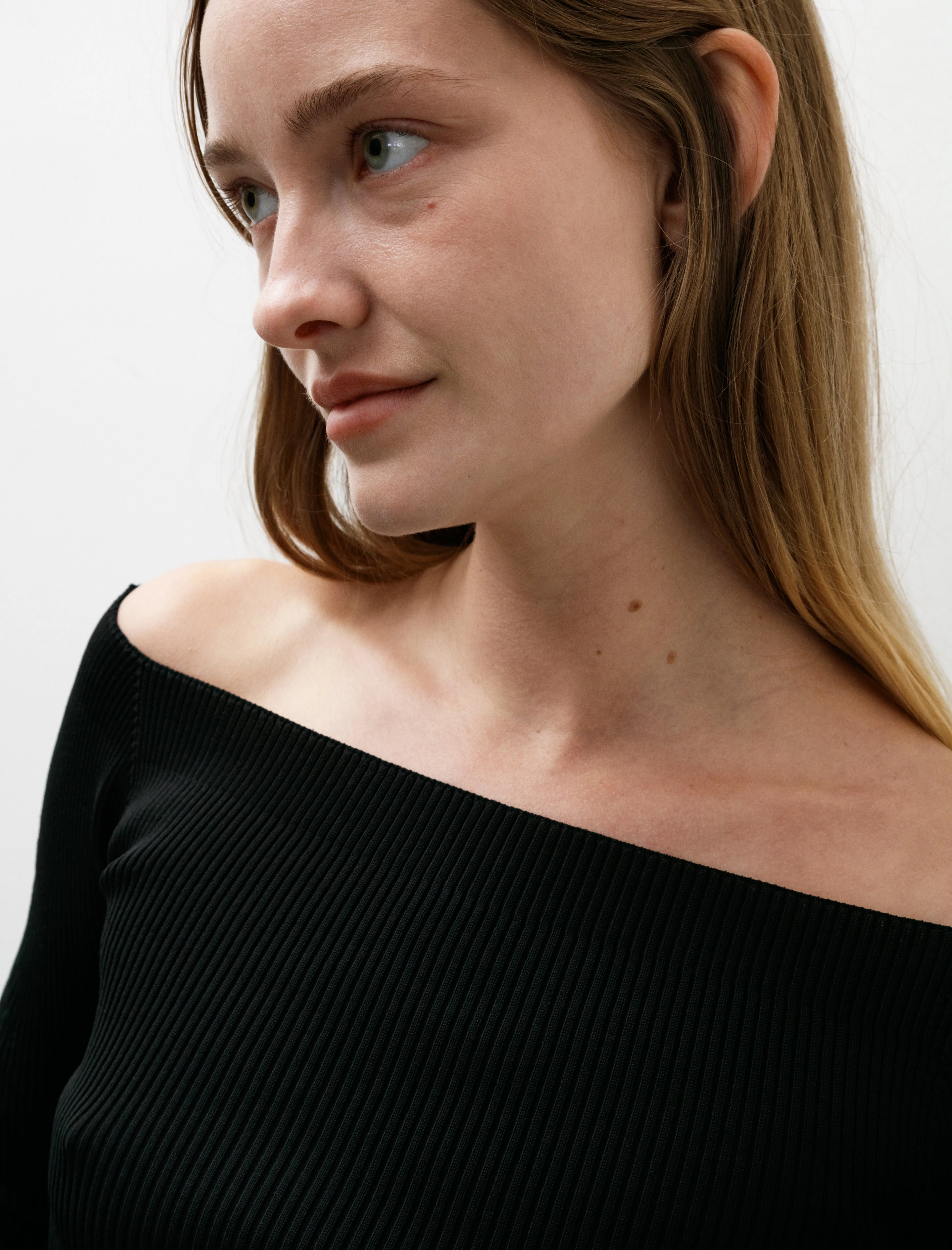 Pottery HS Ornament Off Shoulder LS Bell Top Black sold by SHOP NEIGHBOR product image thumbnail 3