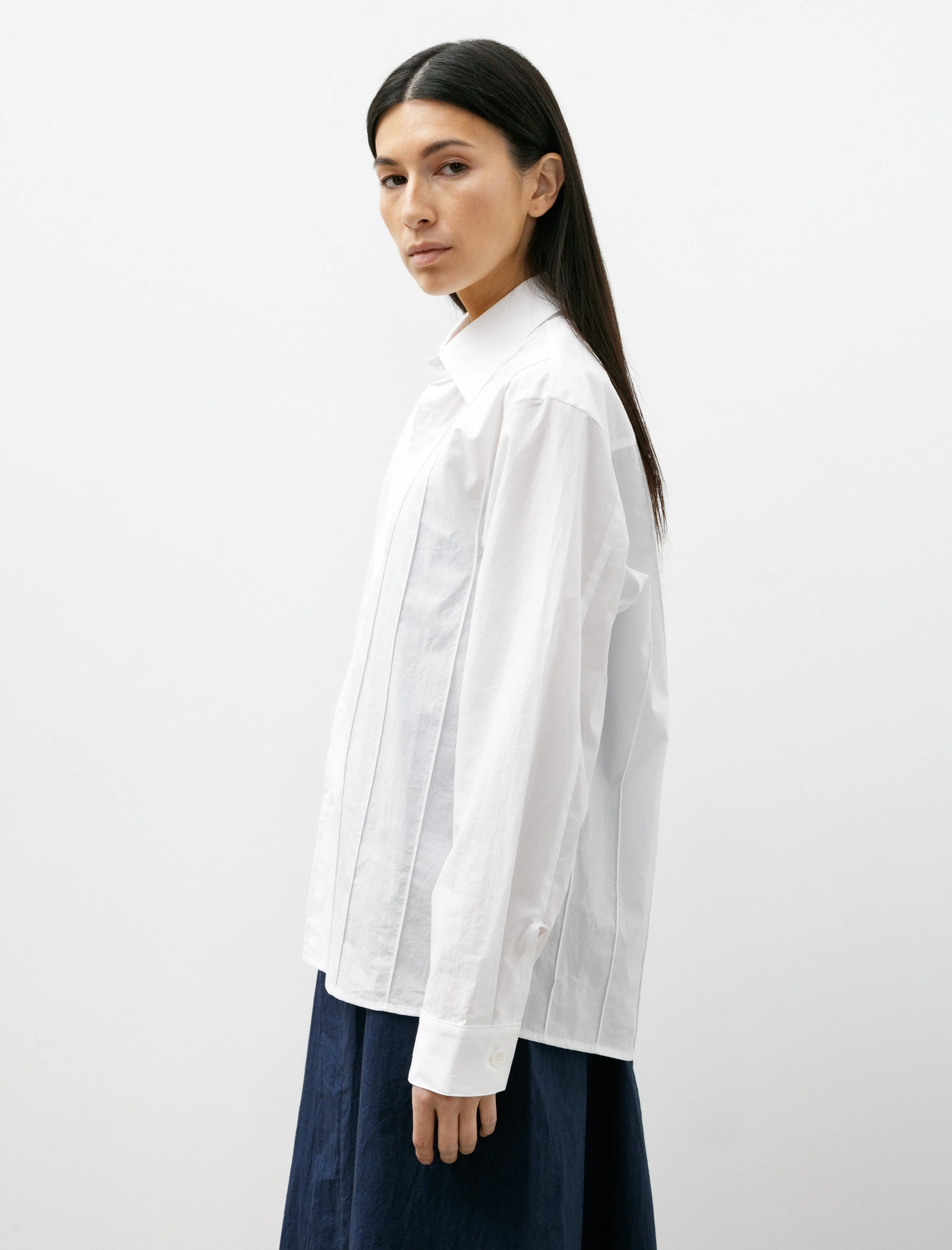 W-R18 Shirt-4 Tuck Shirt White Typewriter sold by SHOP NEIGHBOR product image thumbnail 3