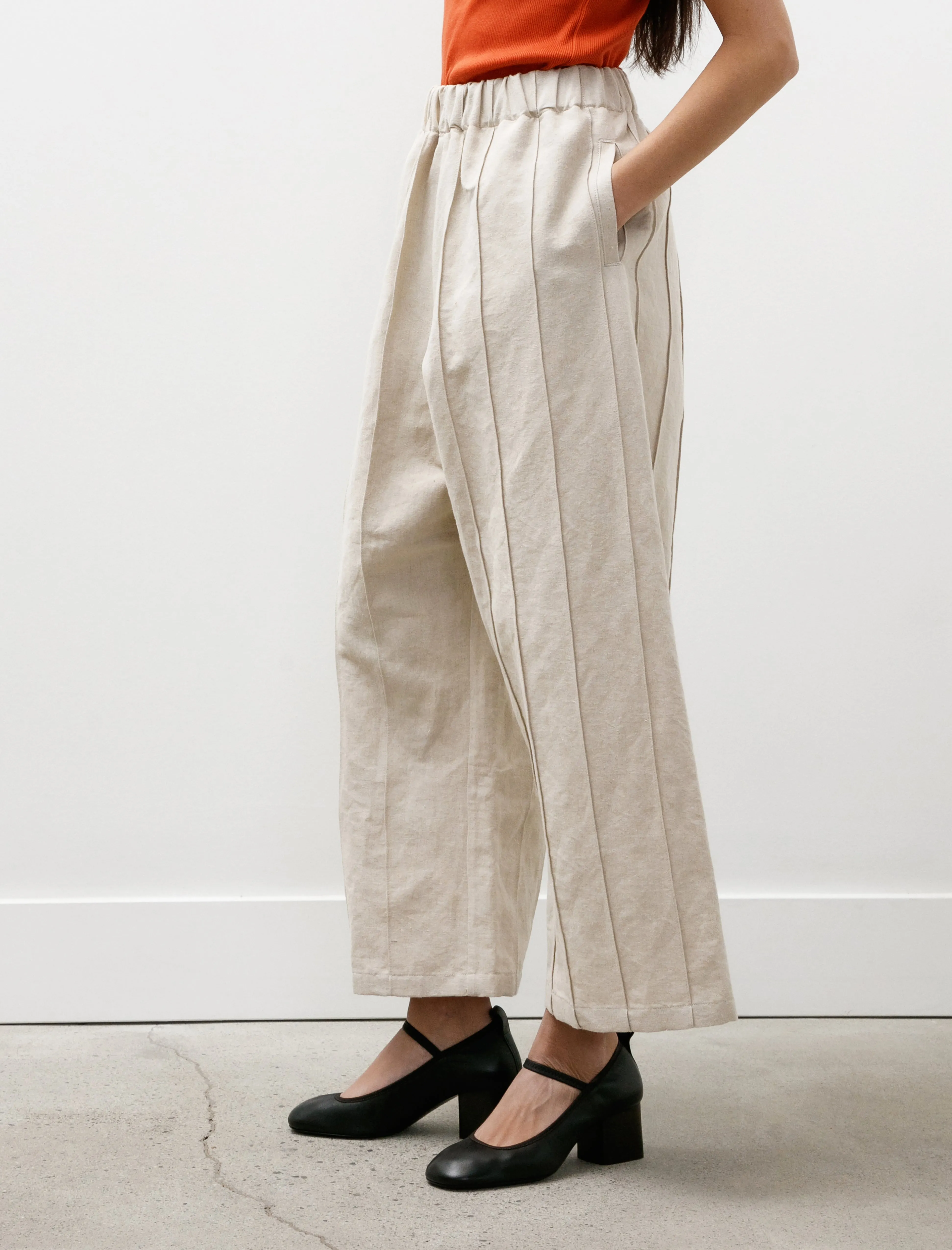 W-R18 Pants-3 Tuck Pants Undyed Bamboo sold by SHOP NEIGHBOR product image thumbnail 3