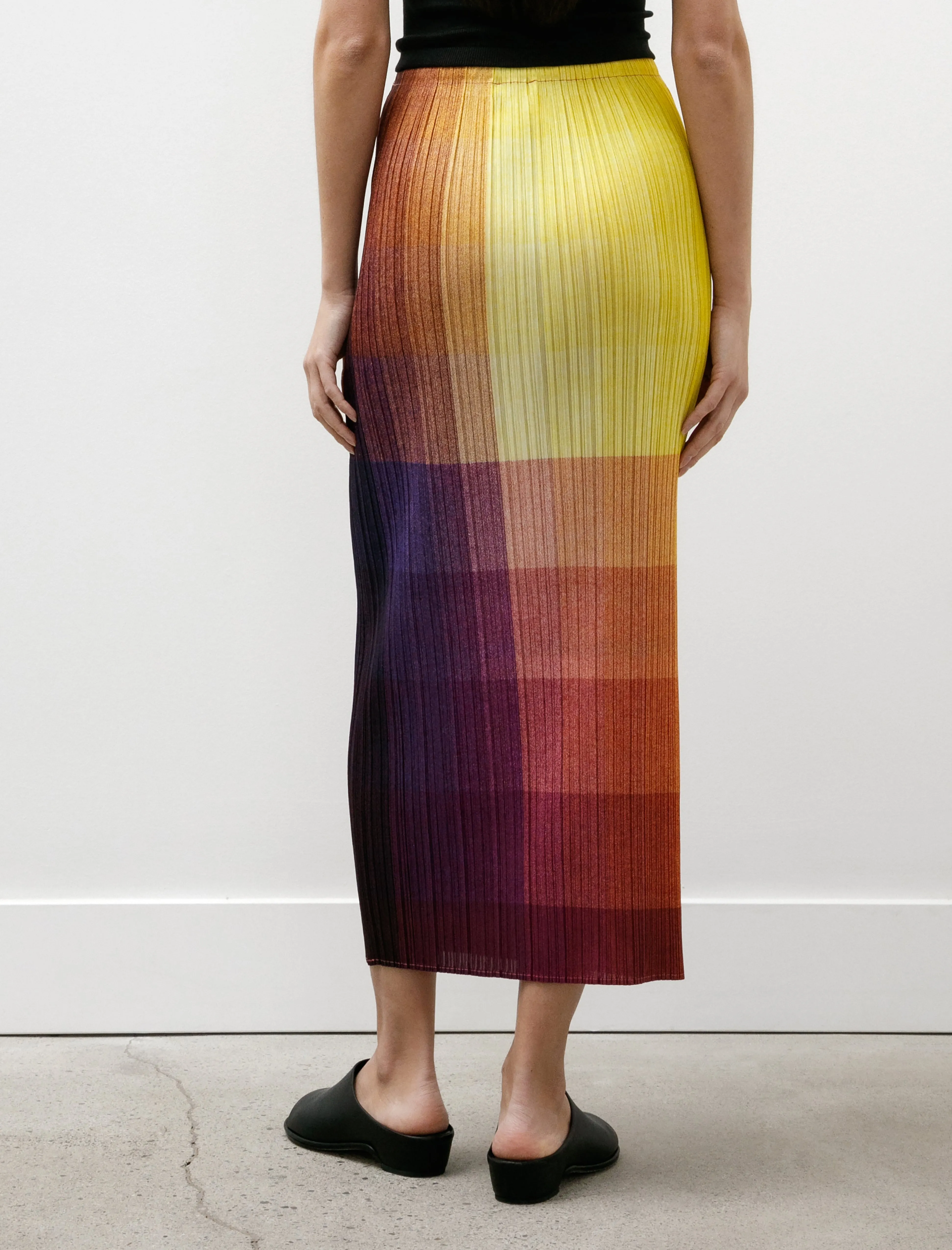 Photon Yellow Skirt sold by SHOP NEIGHBOR product image thumbnail 5