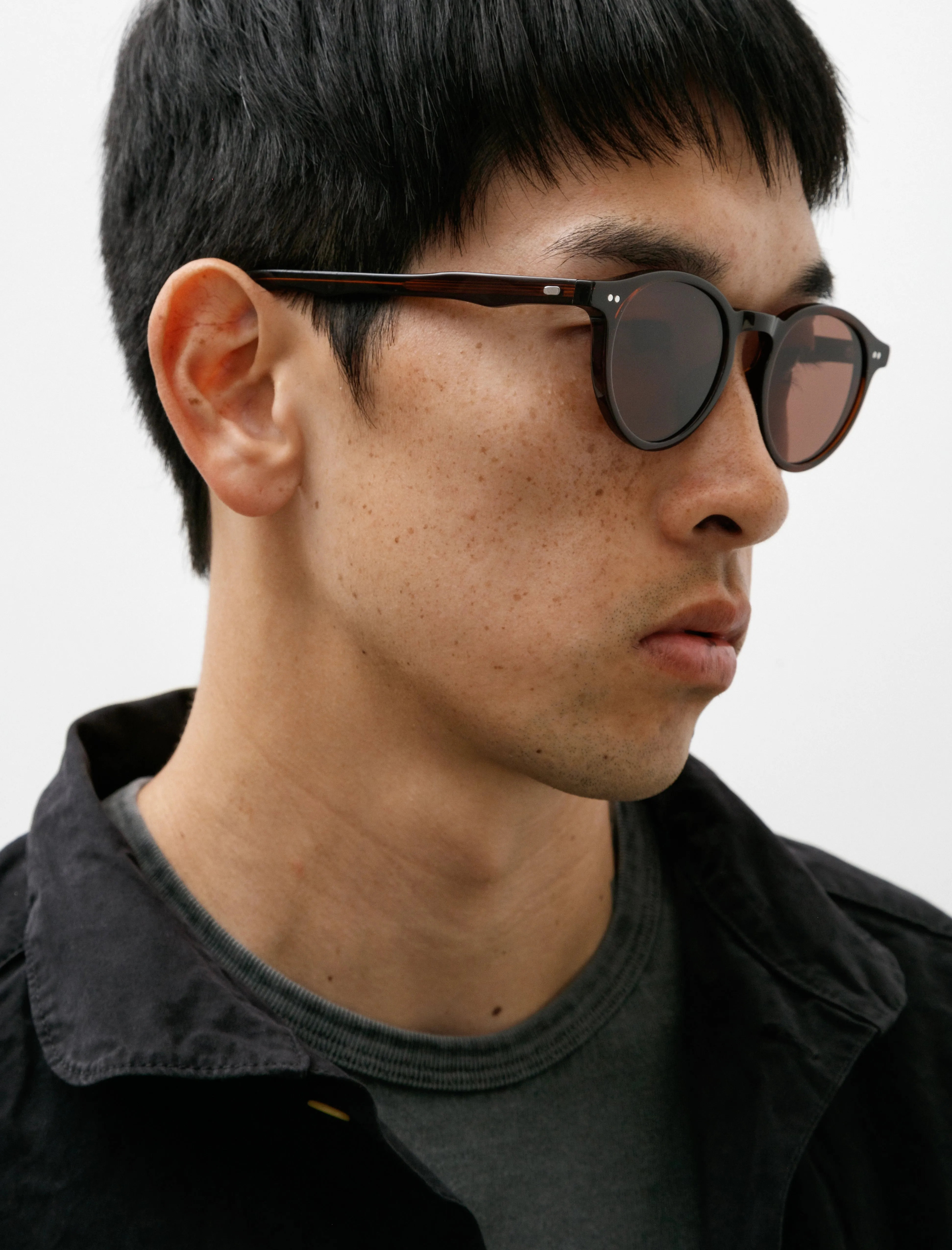 Fadro Sunglasses Brown/Dark Brown sold by SHOP NEIGHBOR product image thumbnail 3