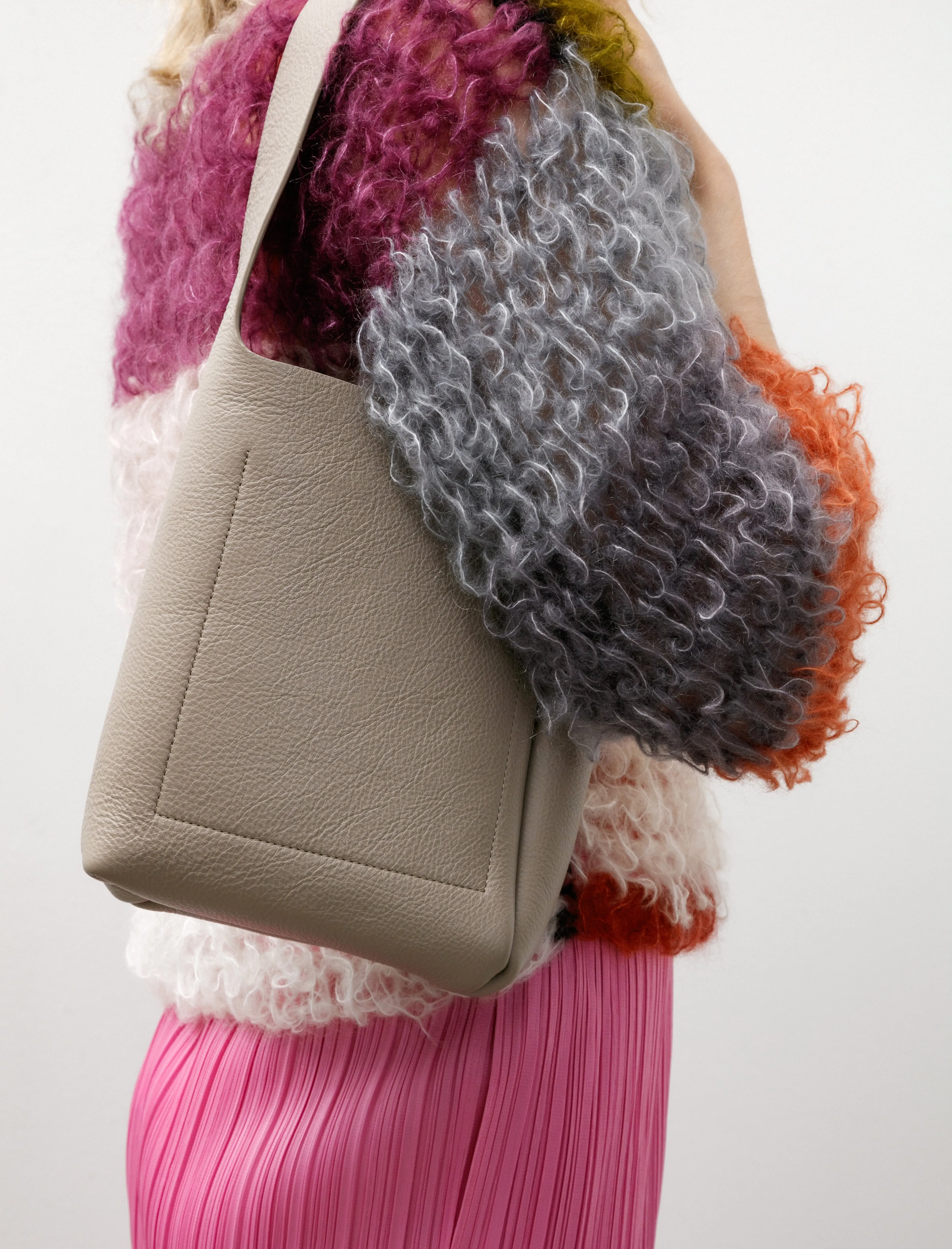 Shoulder Bag XS Leather Grey Beige sold by SHOP NEIGHBOR product image thumbnail 4