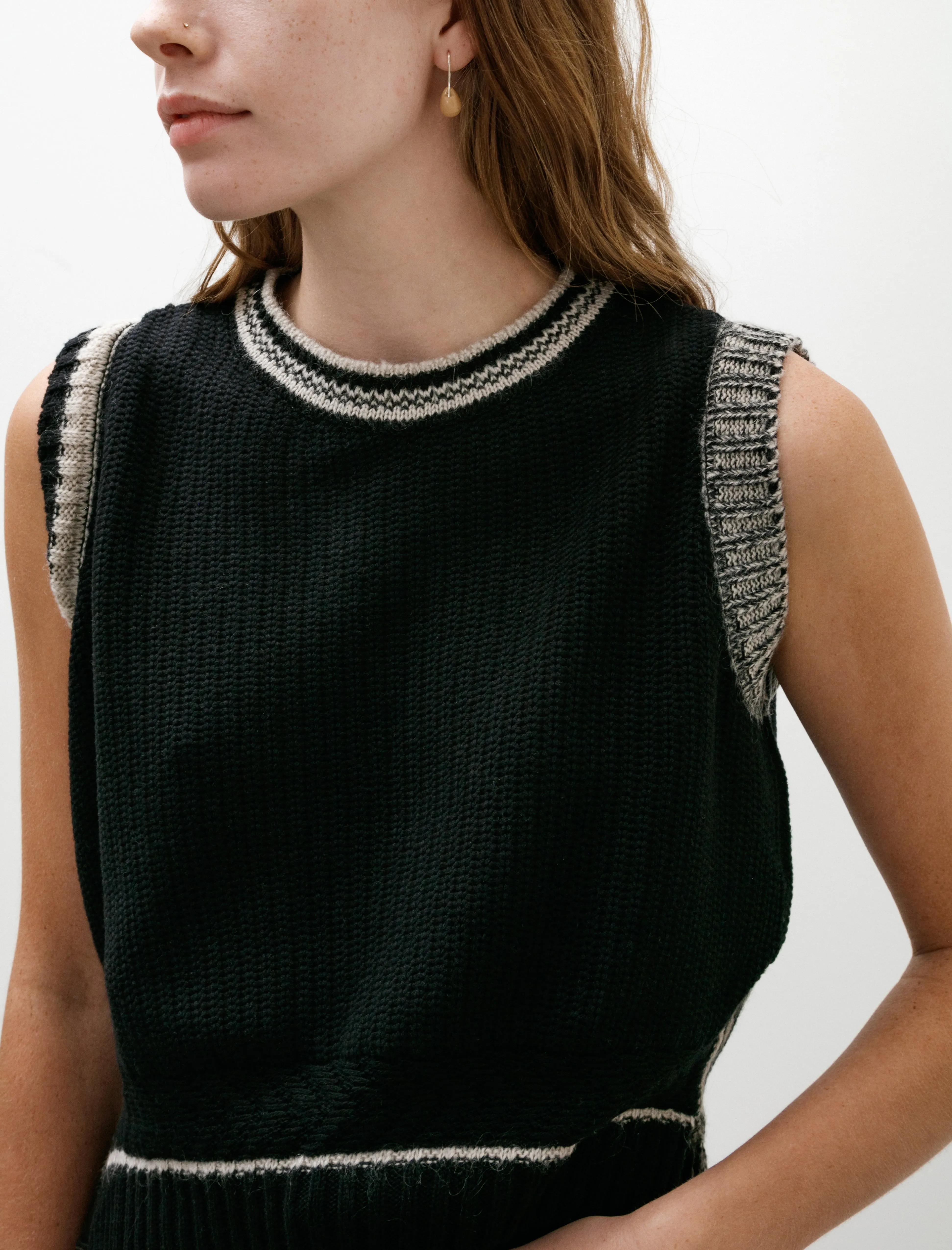 Design Knit Vest Black/White sold by SHOP NEIGHBOR product image thumbnail 2